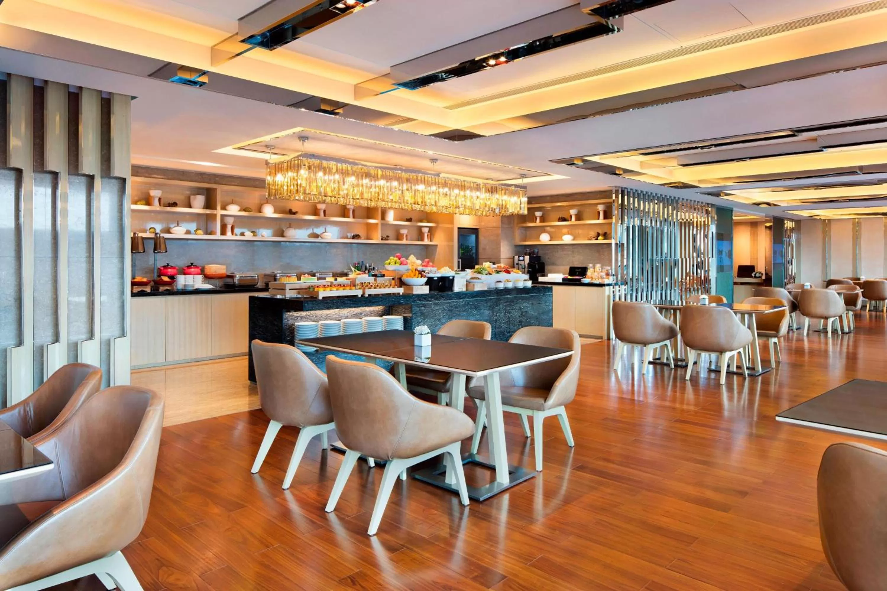 Lounge or bar in JW Marriott Hotel Chengdu