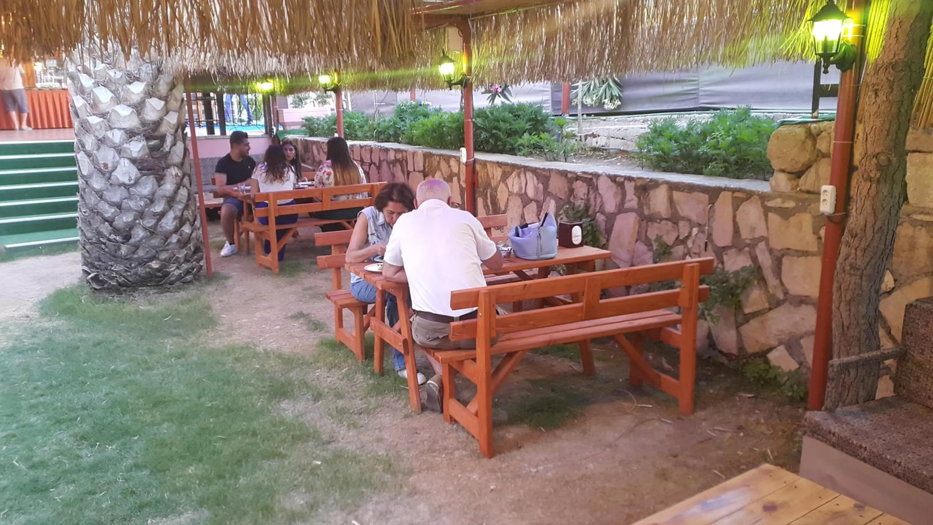 Restaurant/places to eat in Grand Yayla Hotel