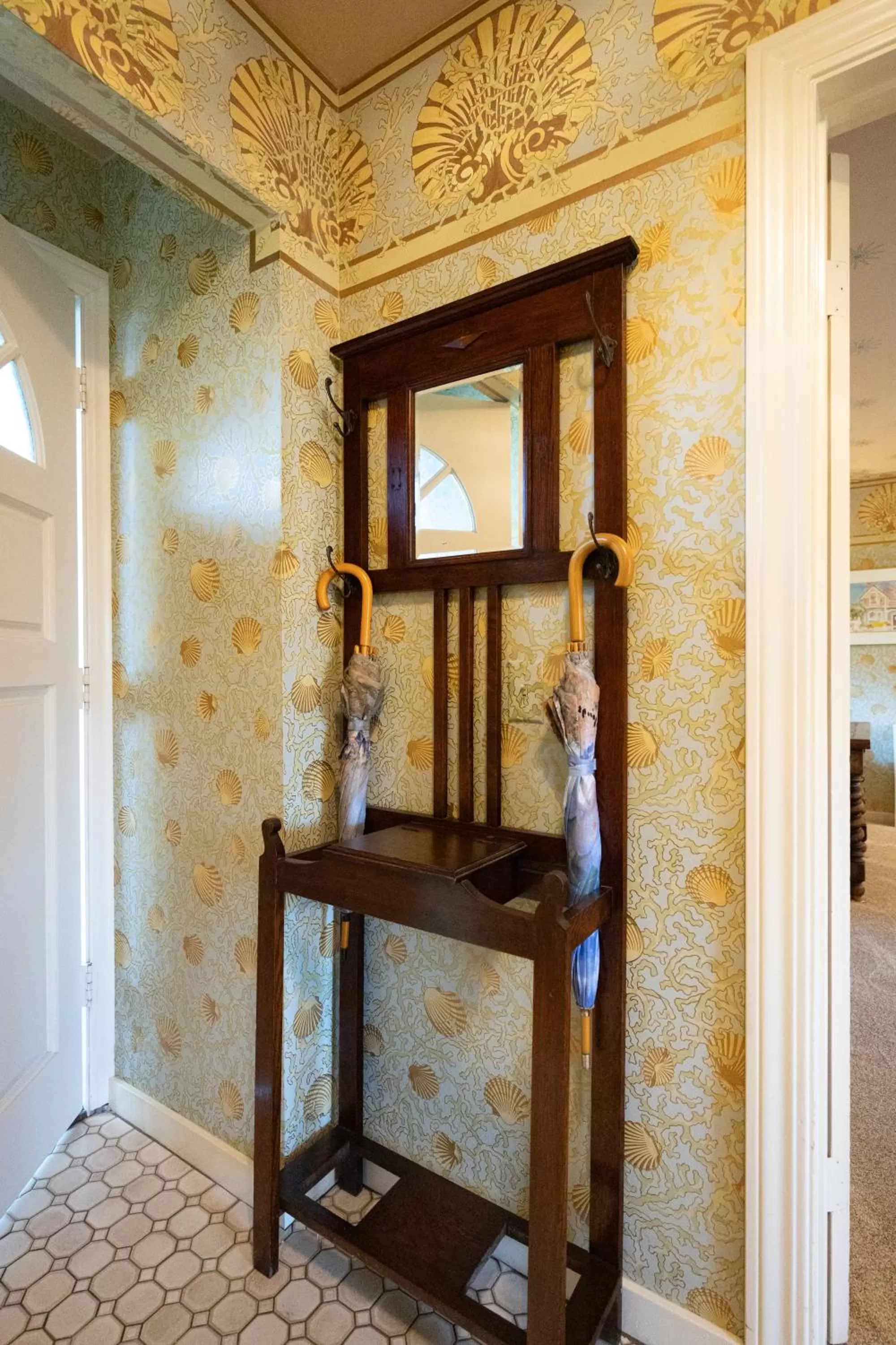 Bed in Mill Rose Inn