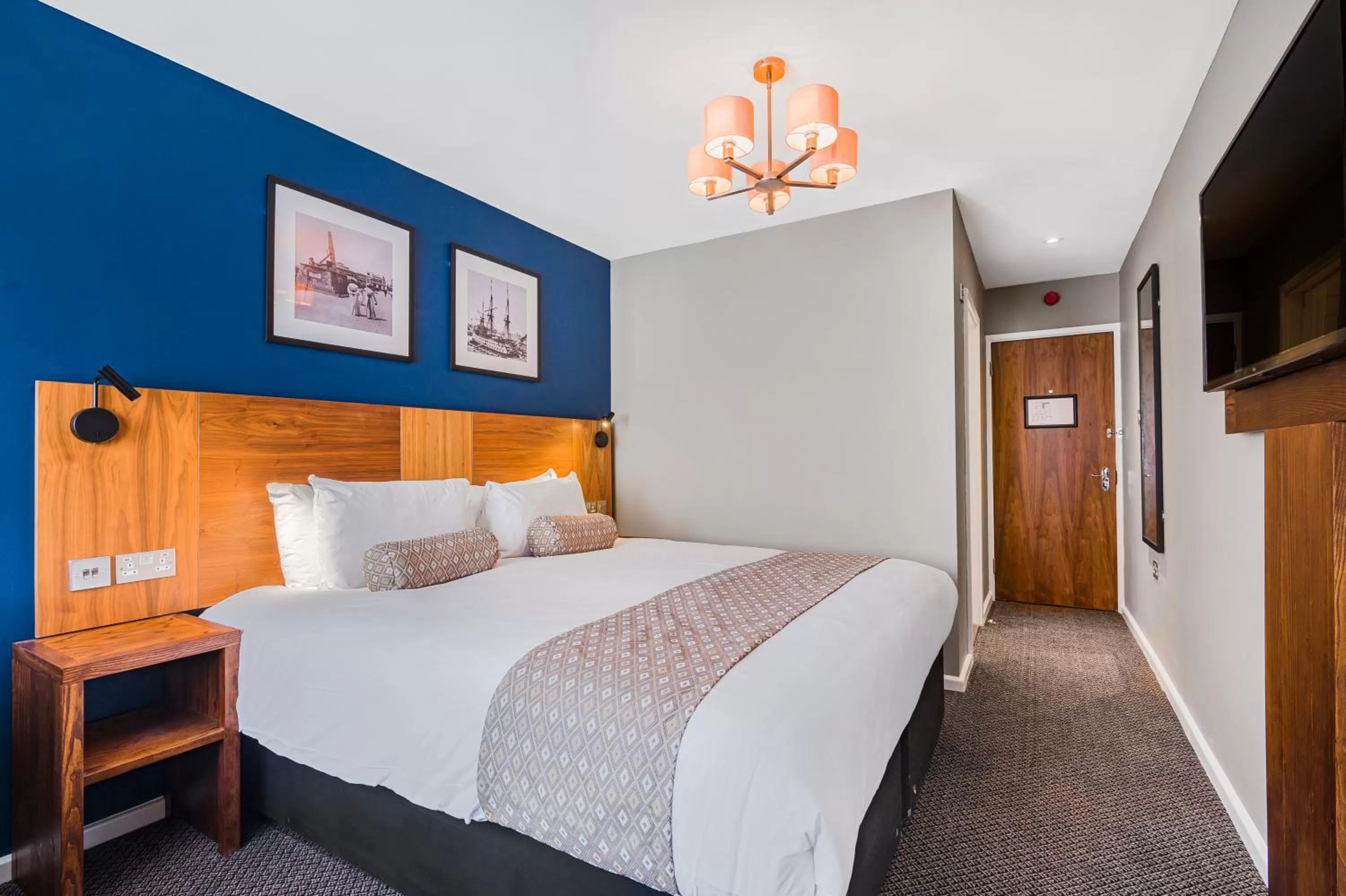 Bed in The Red Lion by Innkeeper's Collection