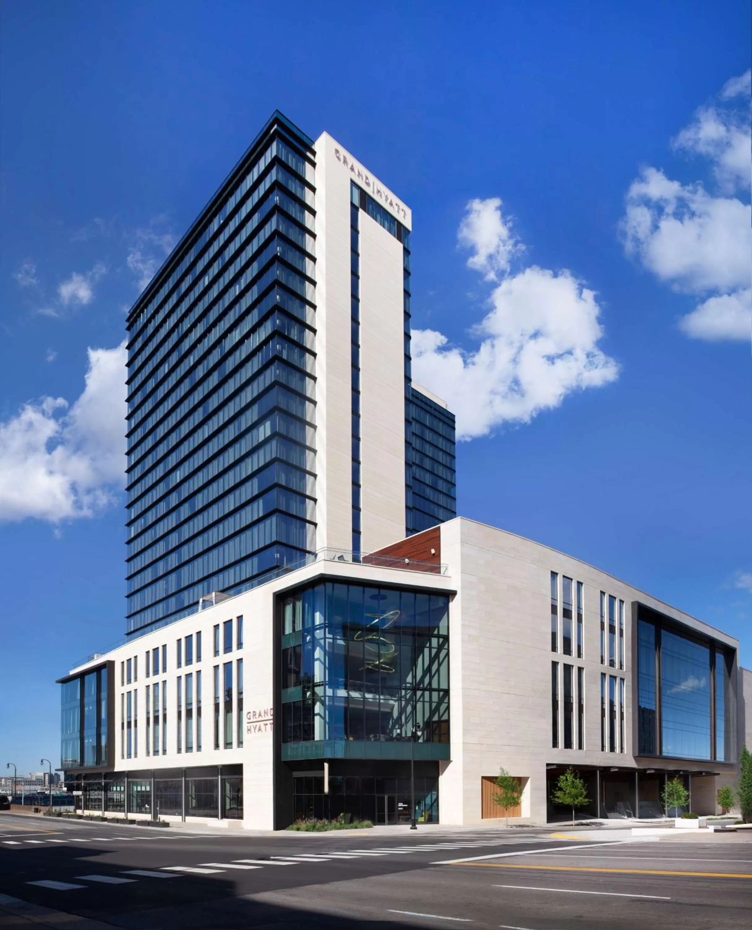 Property building in Grand Hyatt Nashville