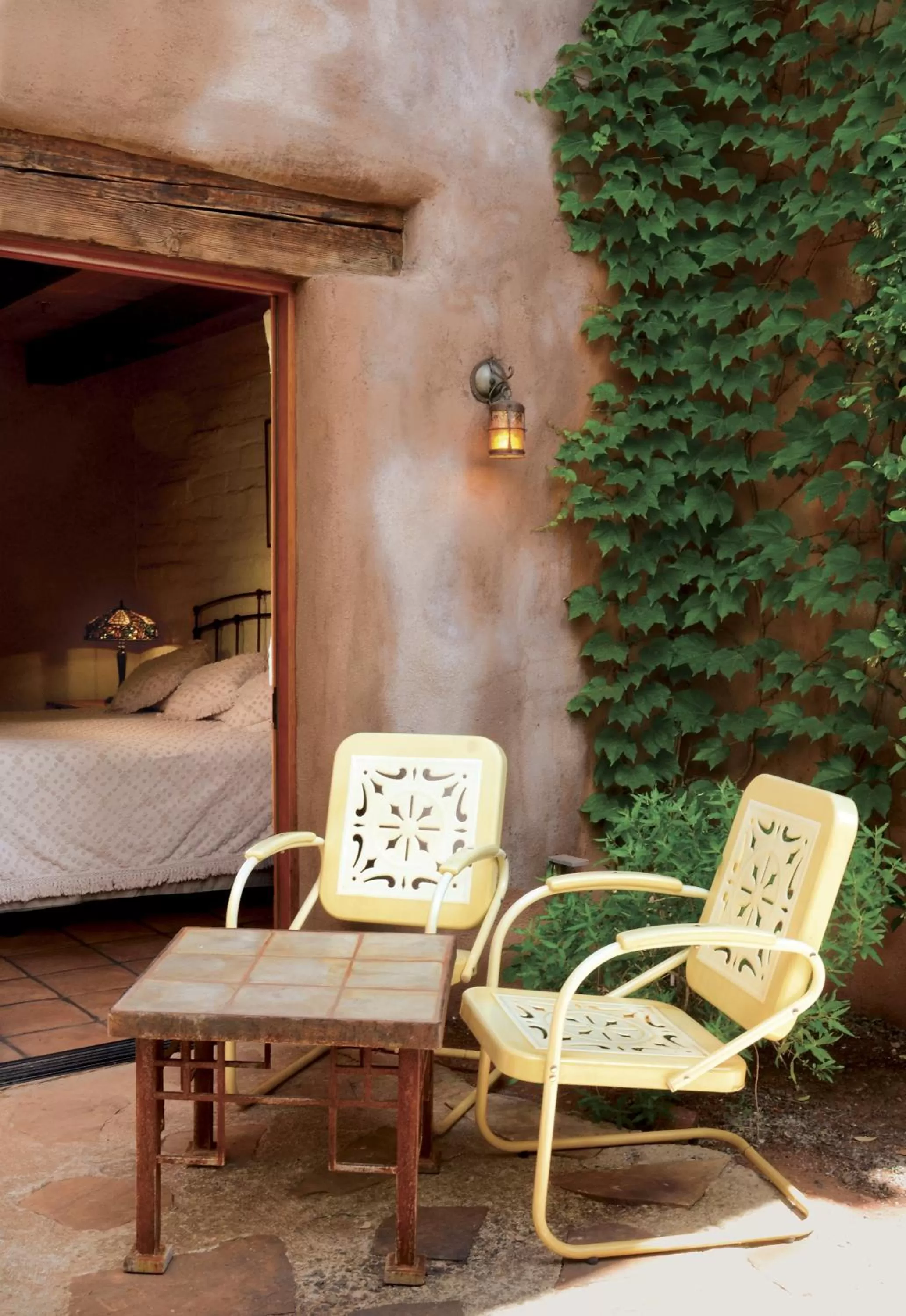 Bed in El Portal Sedona Hotel