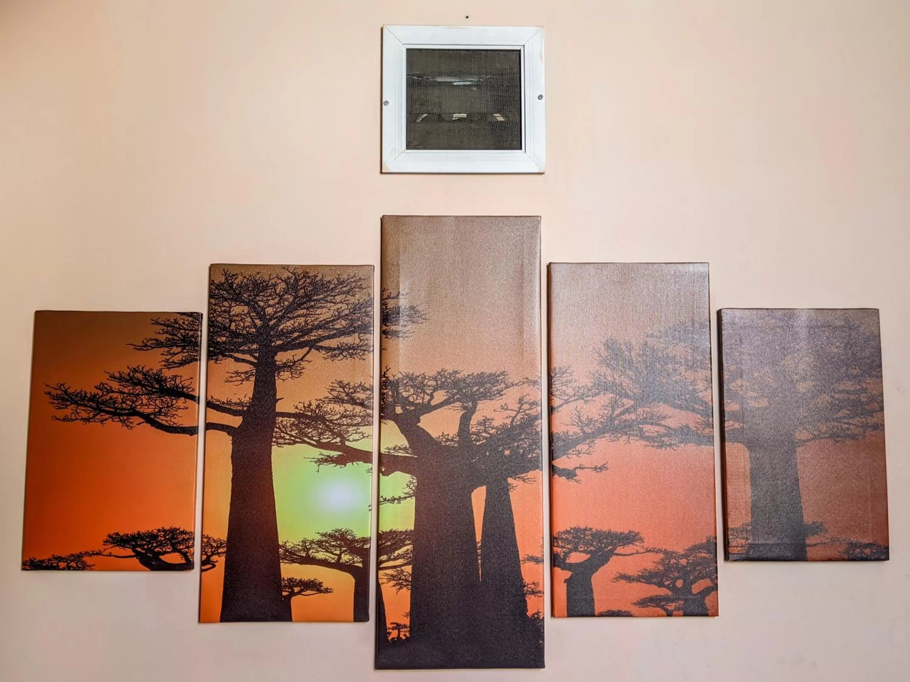 Decorative detail in Valiha Hotel Antananarivo