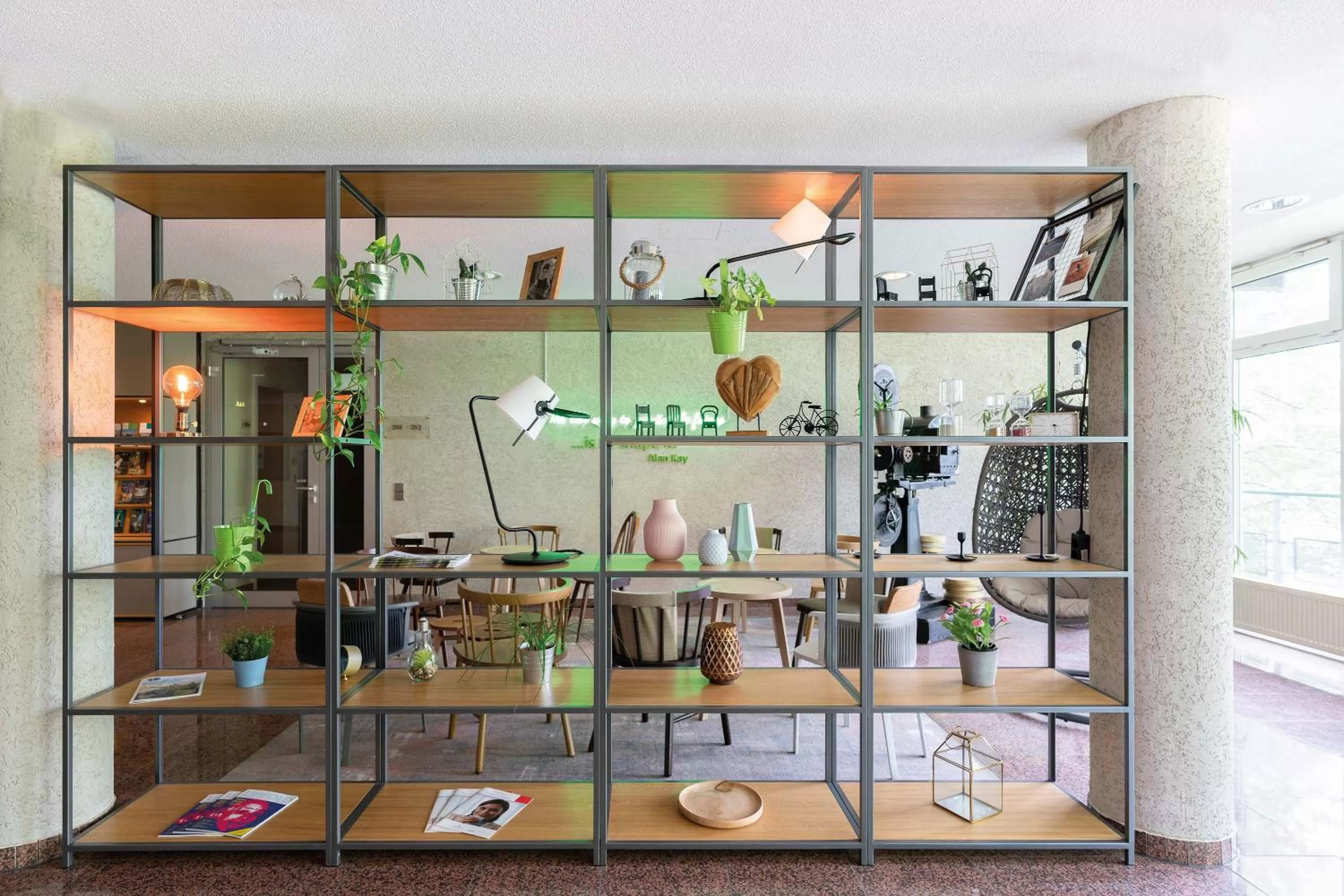 Lobby or reception in Seminaris Avendi Hotel Potsdam