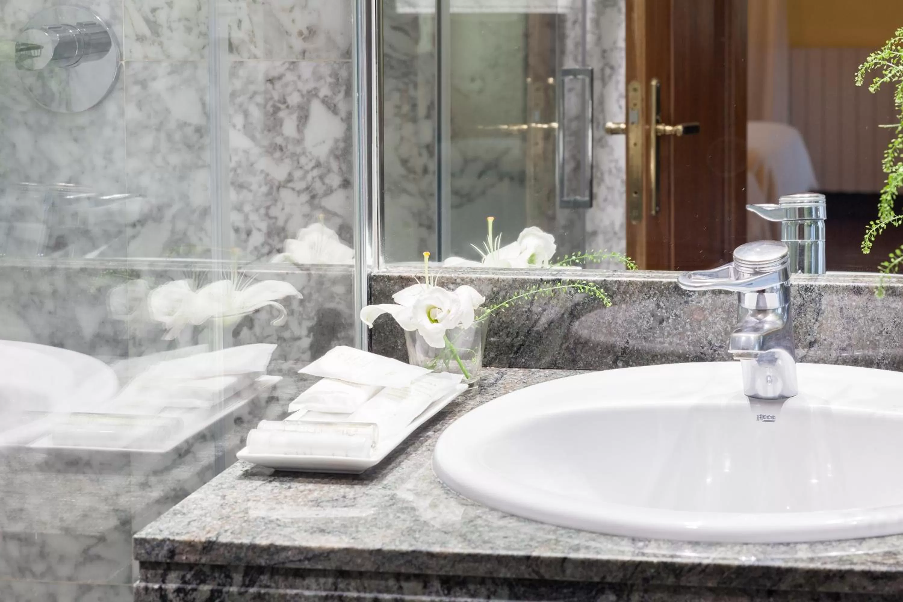 Bathroom in La Galería