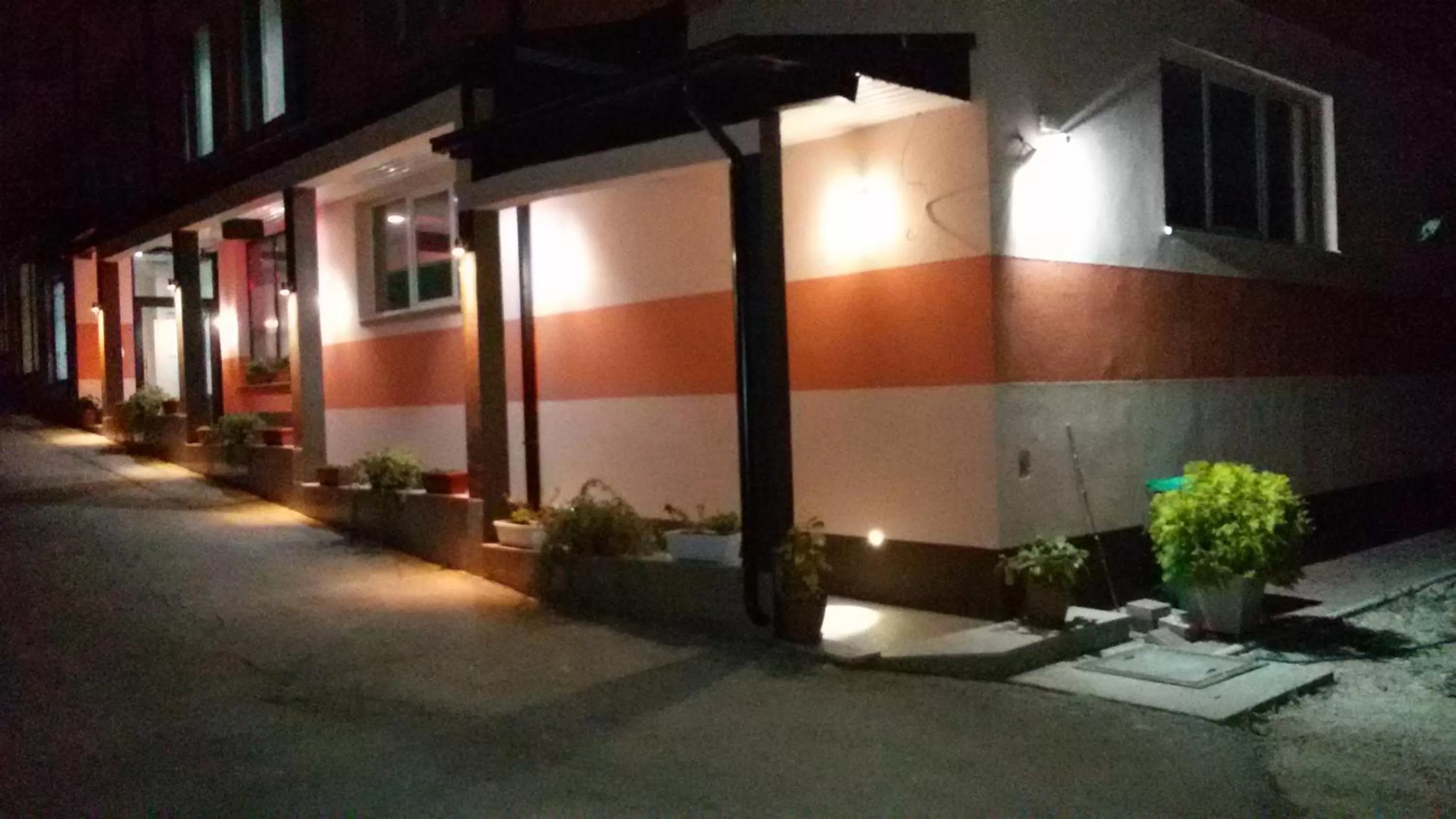 Breakfast in Motel Maks