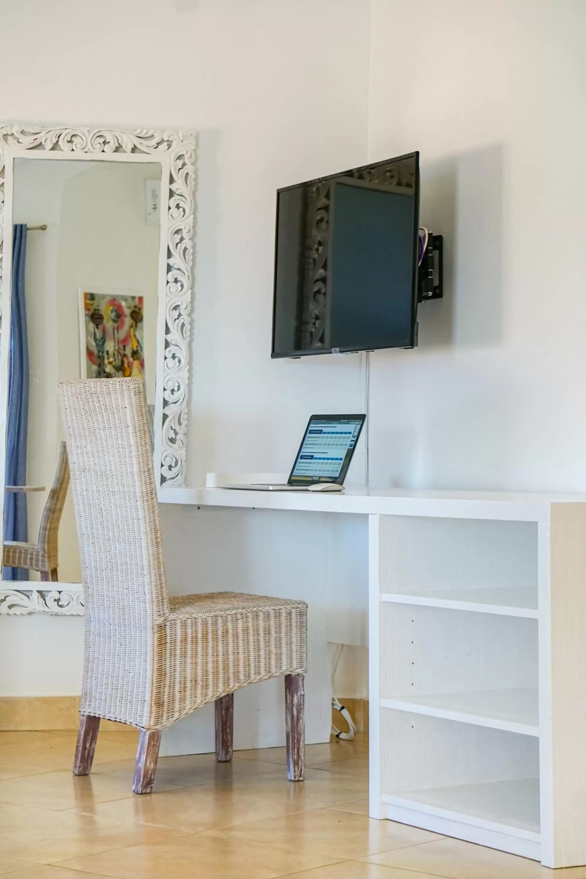Seating area in Branco Suites - Rooms & Holiday Apartments
