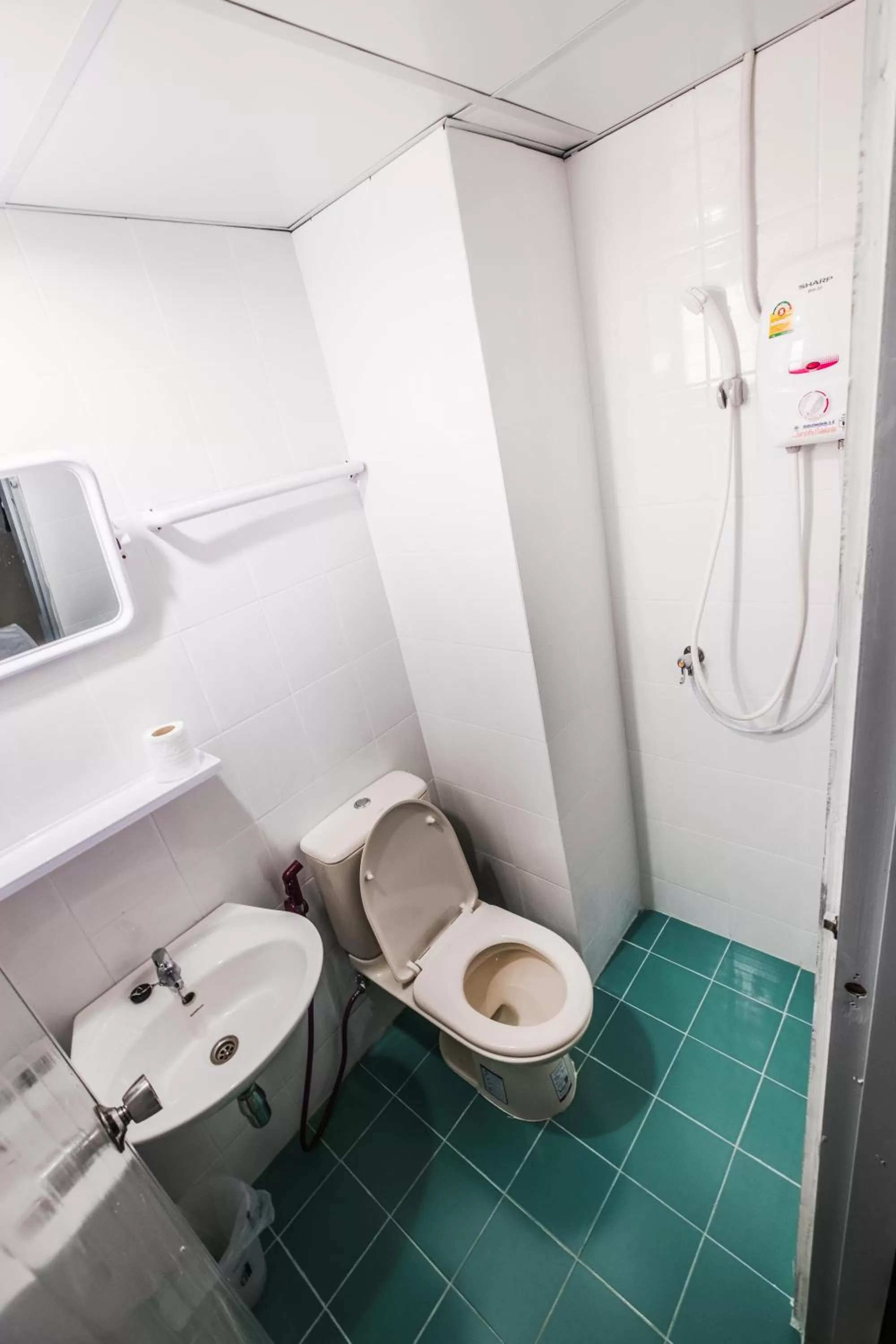 Toilet in Don Muang Hotel