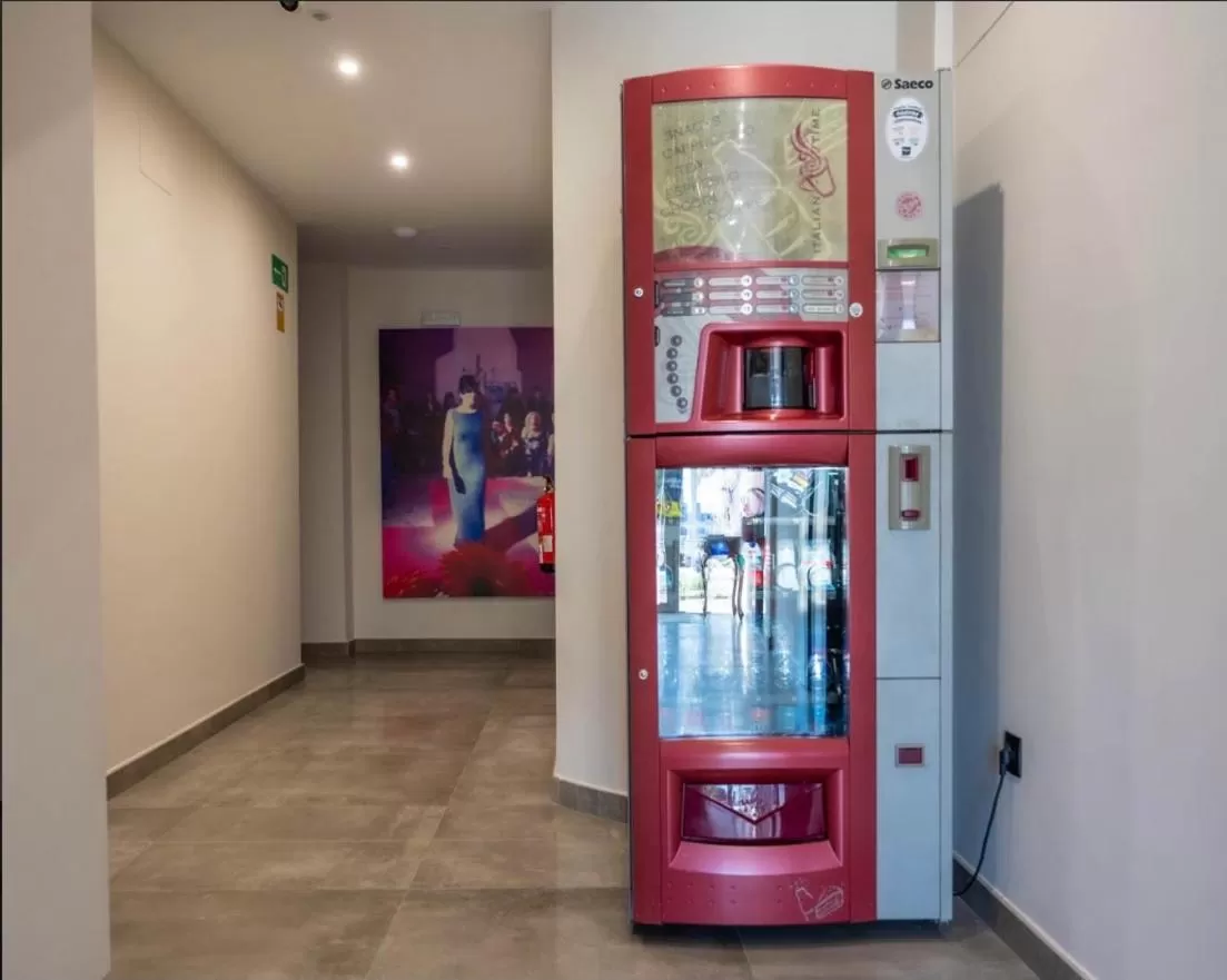 vending machine in HOTEL Boutique ÁNGEL