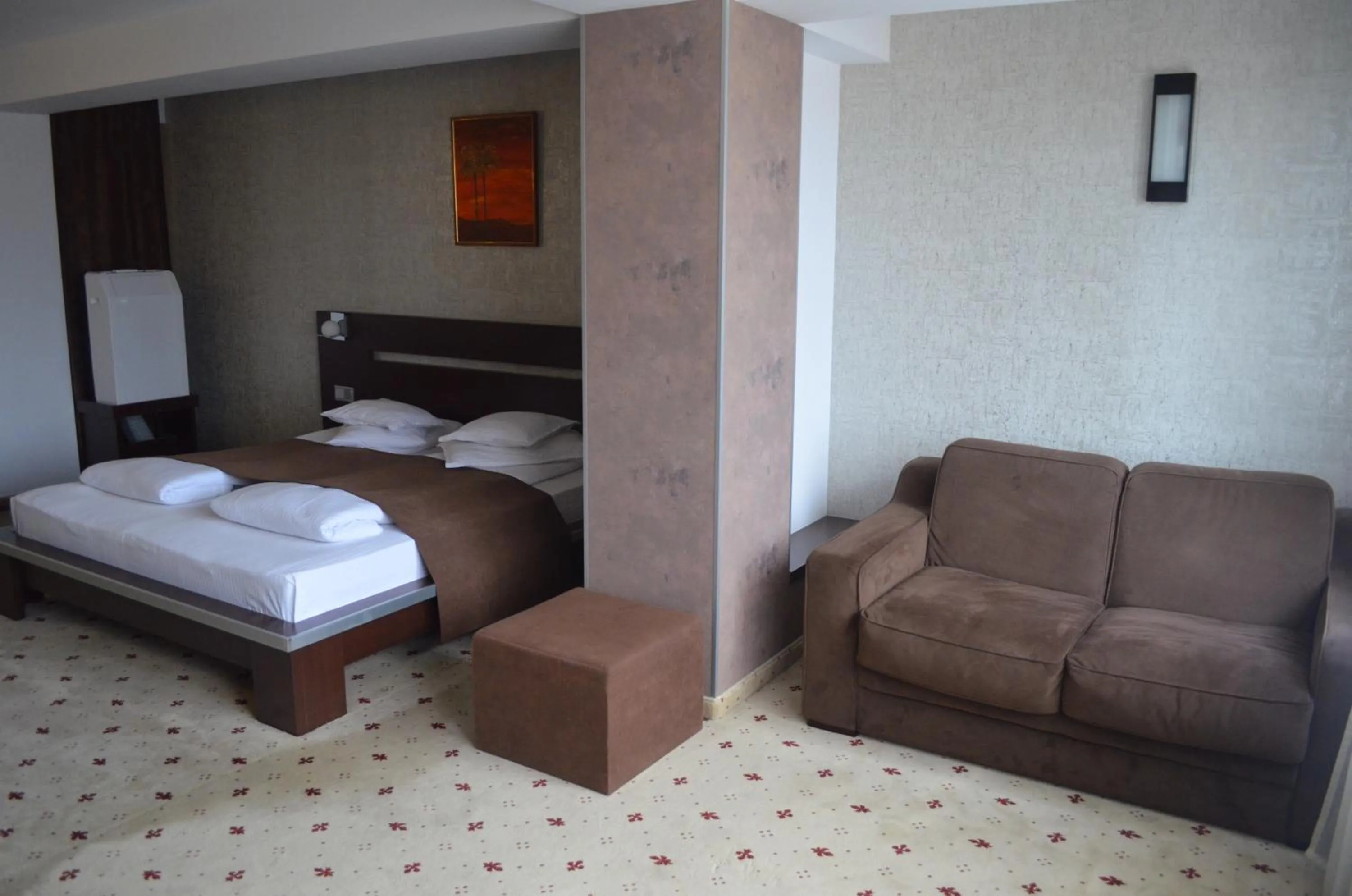 Photo of the whole room, Bed in Hotel Premier