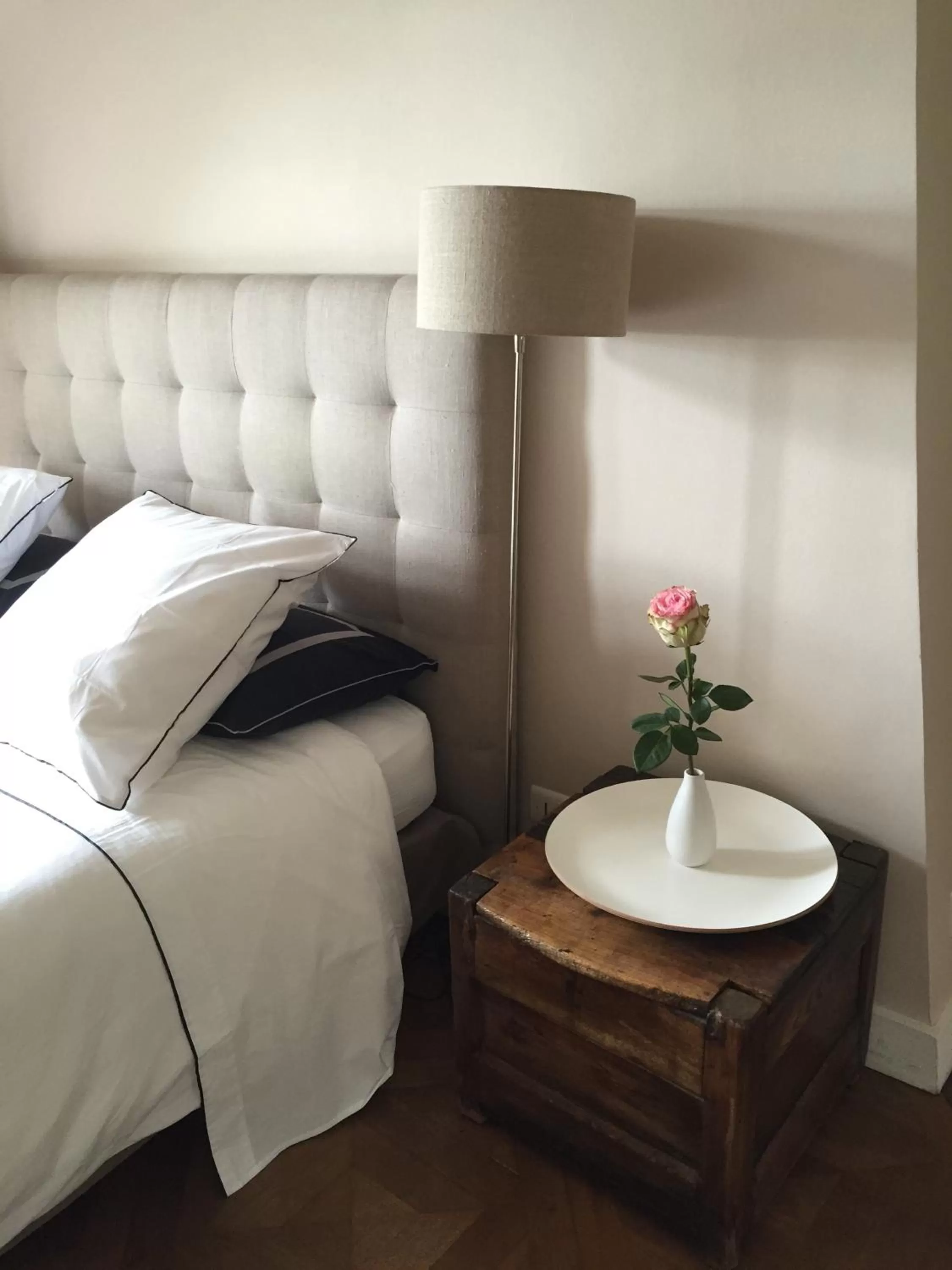 Decorative detail, Bed in Château de Nazelles Amboise