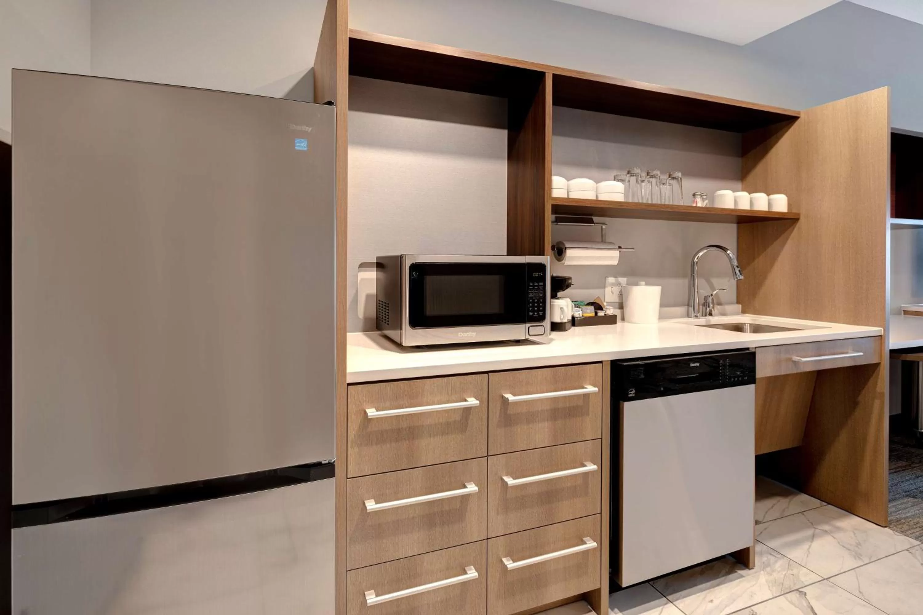 Kitchen or kitchenette in Home2 Suites By Hilton Nashville Downtown-Metrocenter