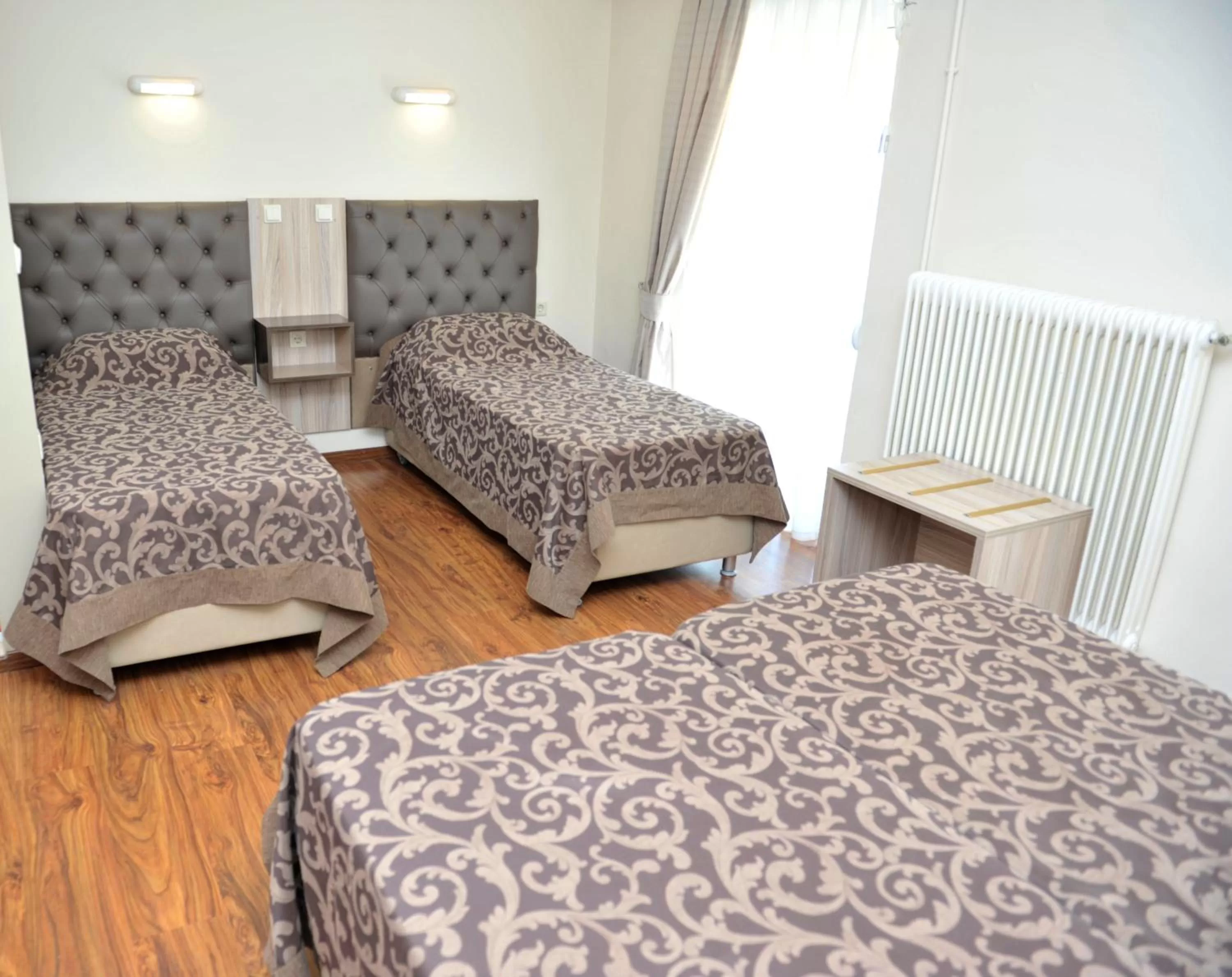 Photo of the whole room, Bed in Hotel Vergina