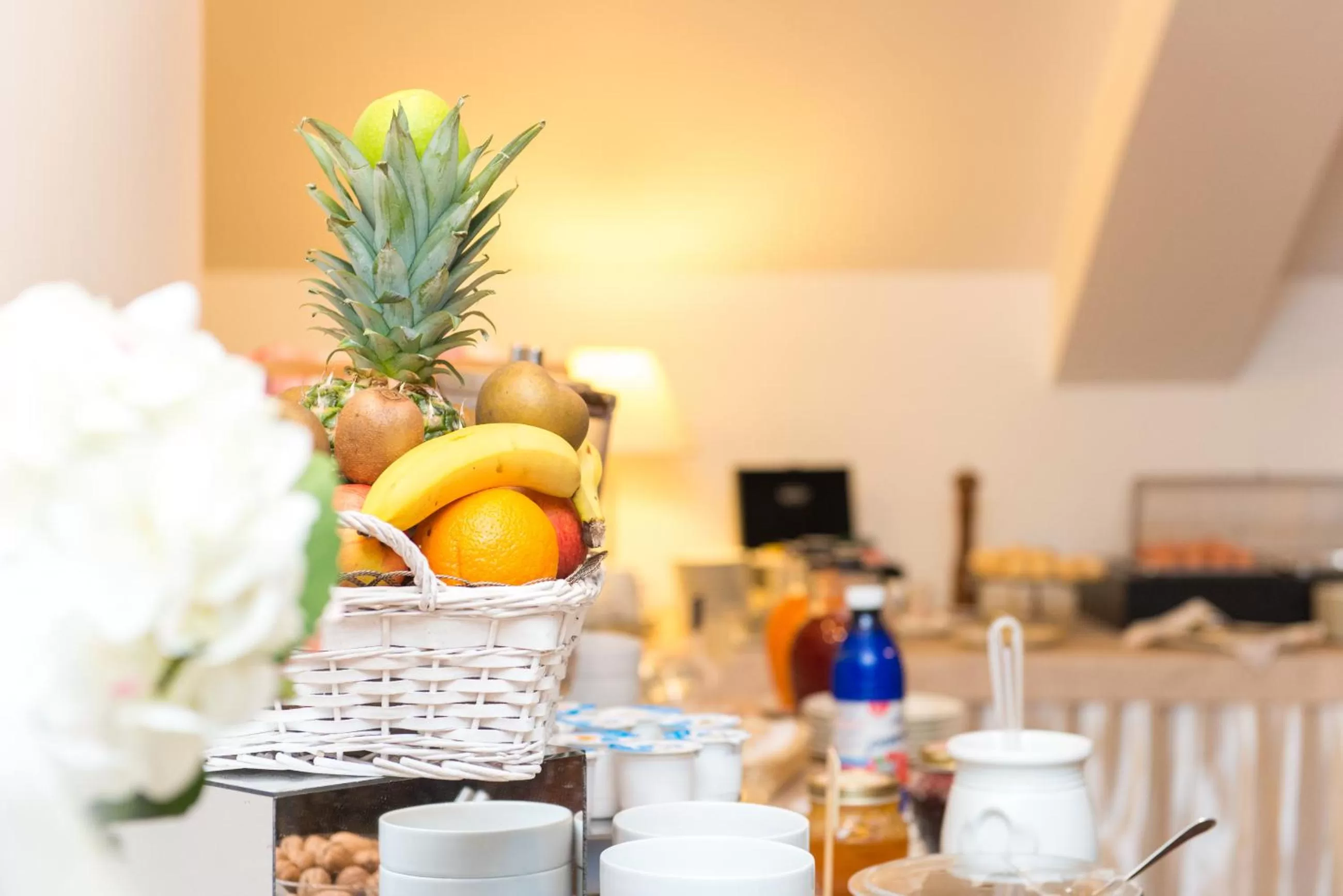 Buffet breakfast in Royal Hotel