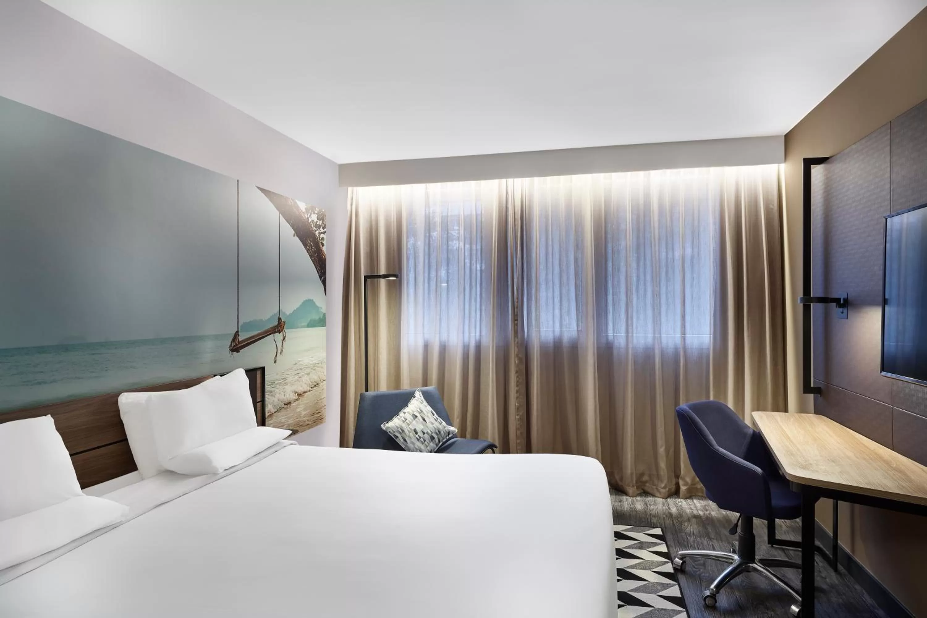 Photo of the whole room, Bed in Novotel Sao Paulo Morumbi