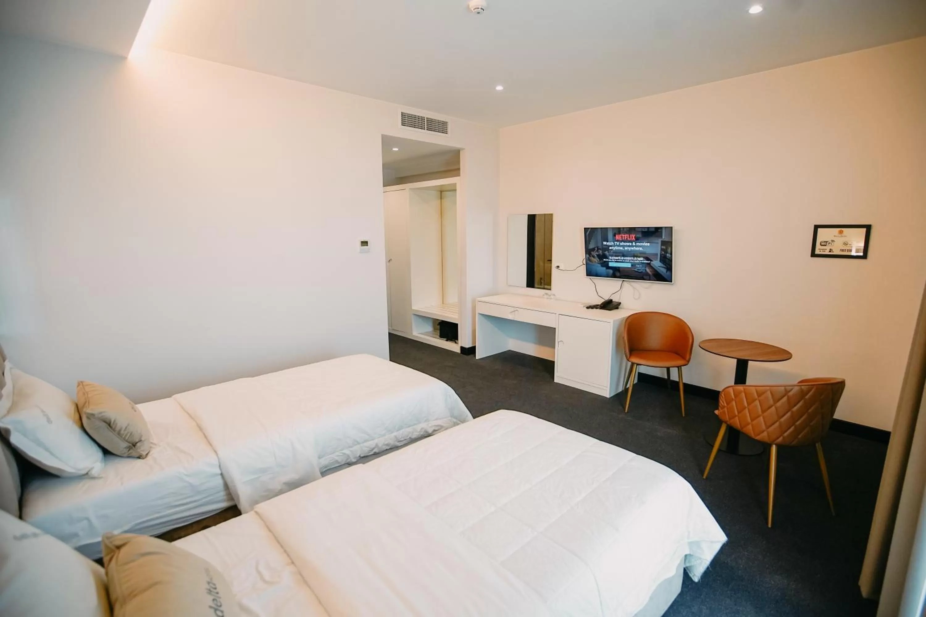 Bed in Hotel Delta Premium