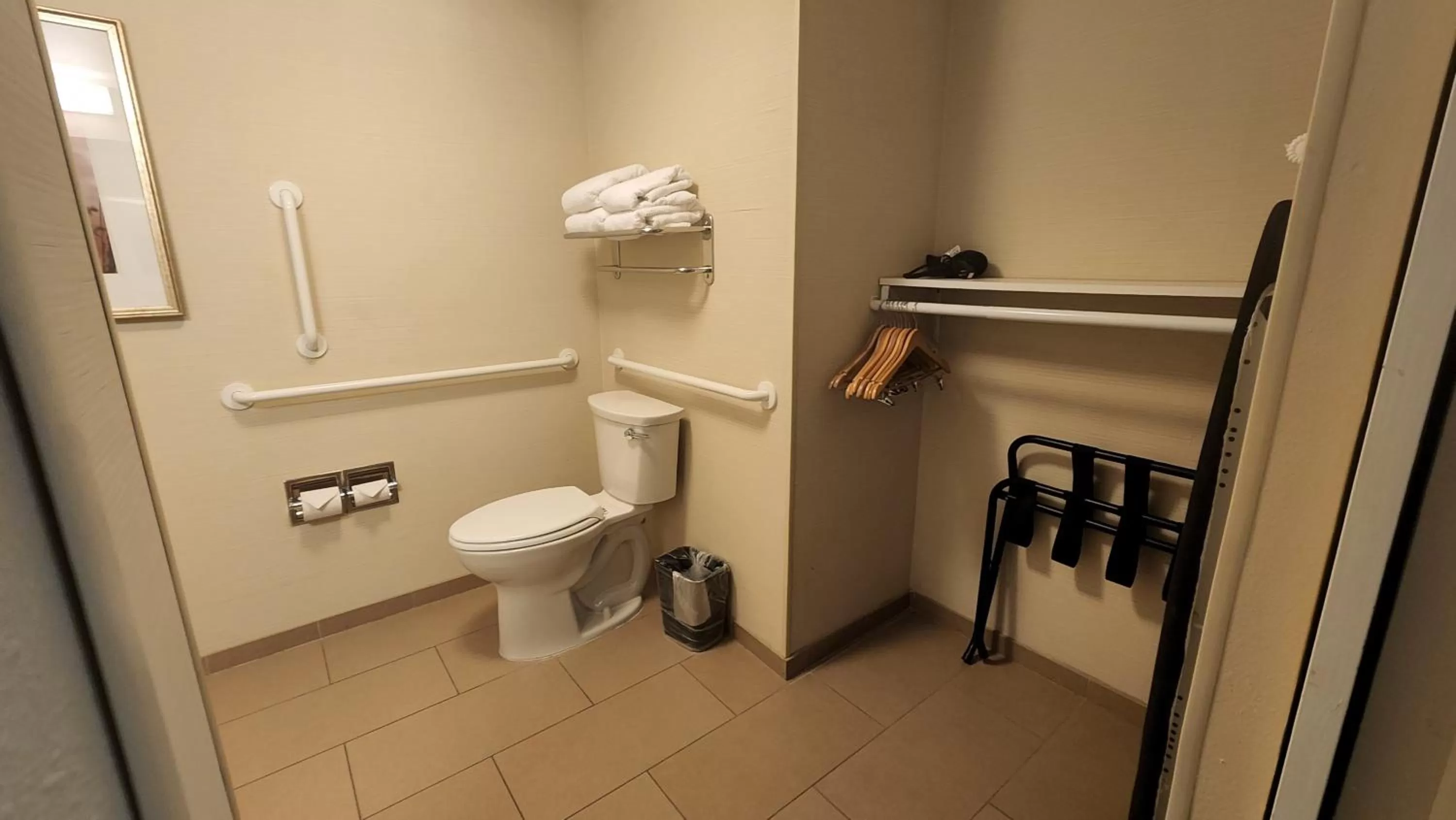 Photo of the whole room in Staybridge Suites Denver Downtown by IHG