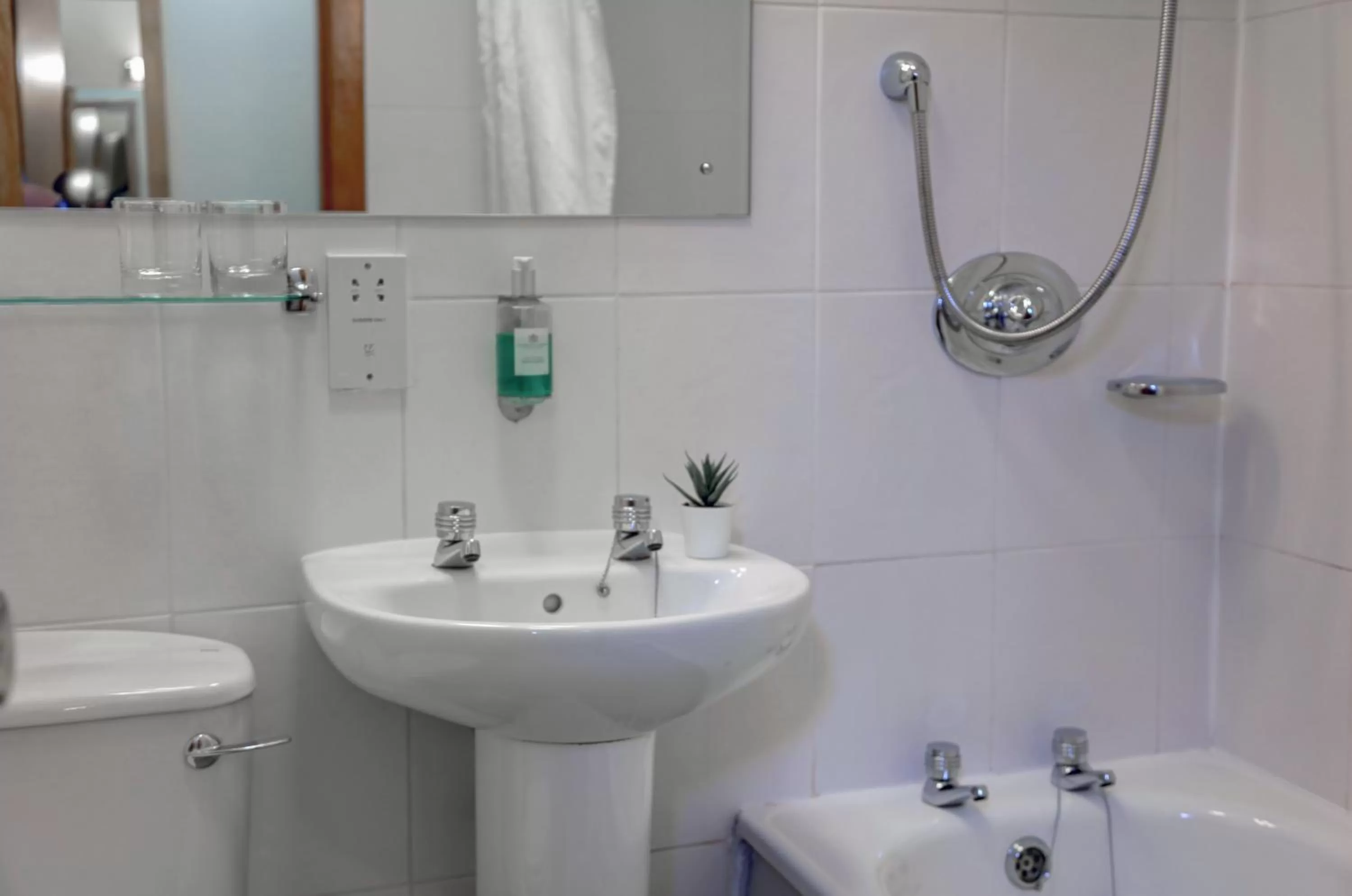 Bathroom in Best Western Balgeddie House Hotel