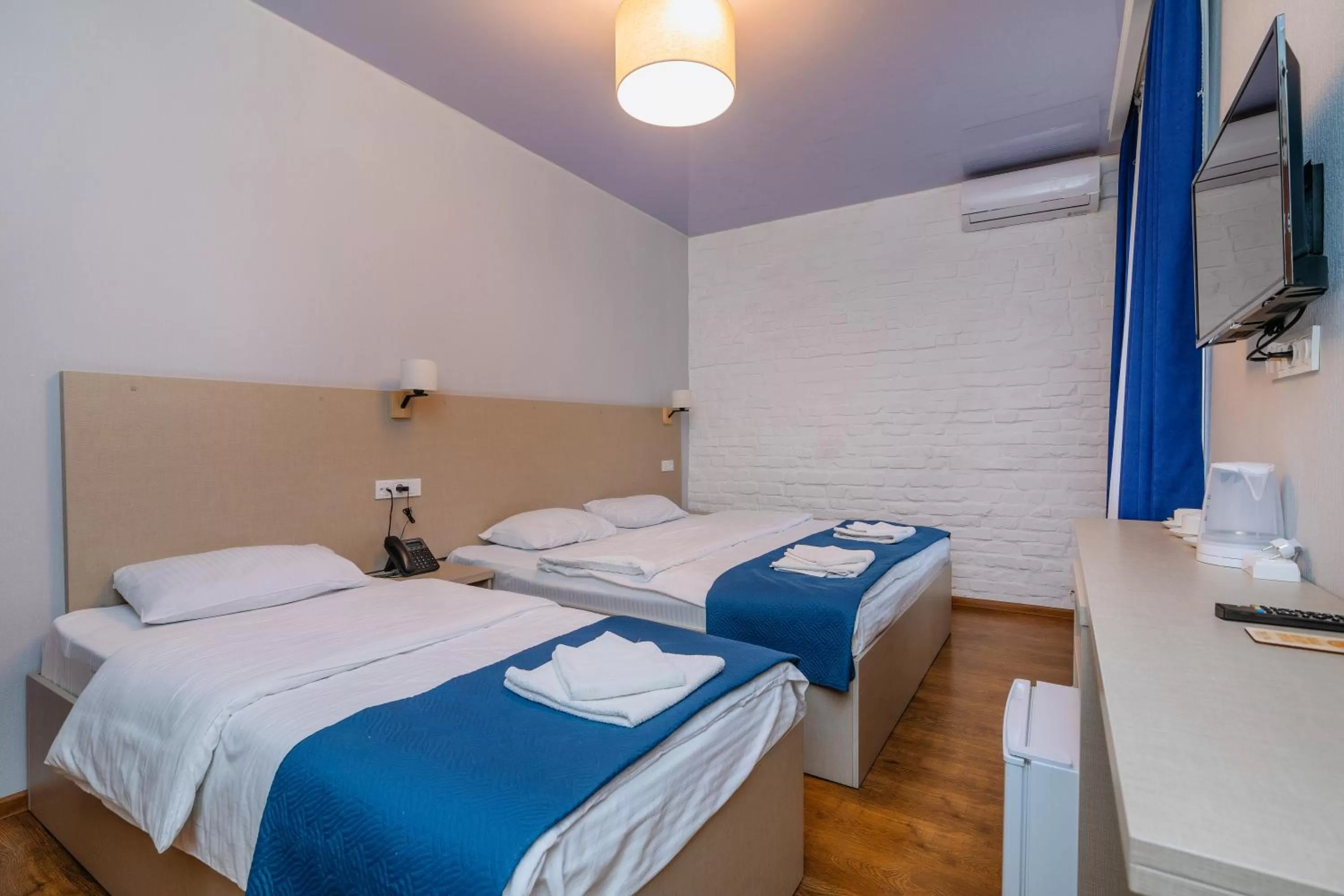 Bed in Hotel Green Town