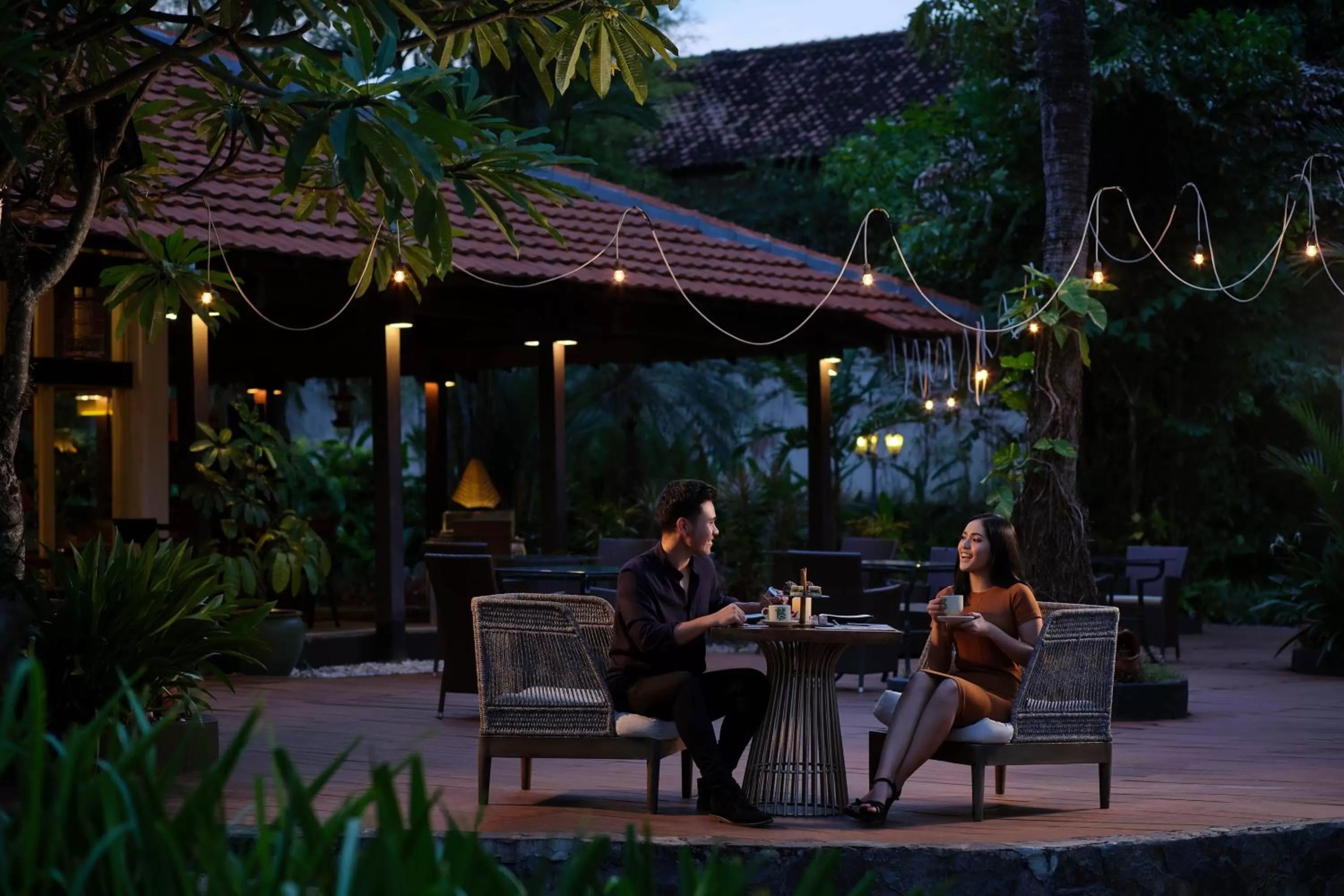 Restaurant/places to eat in AKAR Hotels & Resort Lampung