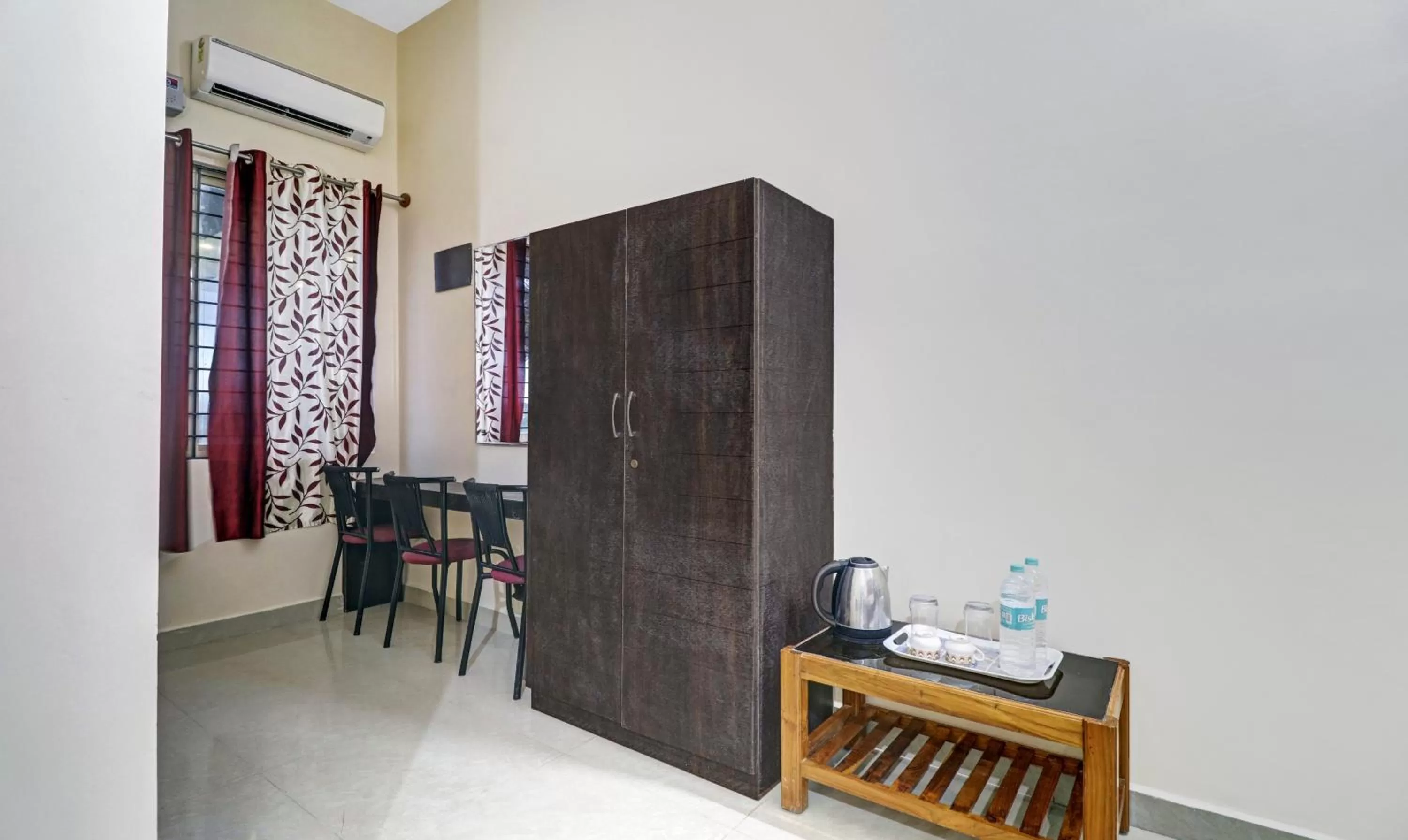 Coffee/tea facilities in Treebo Trend Grand JP Inn