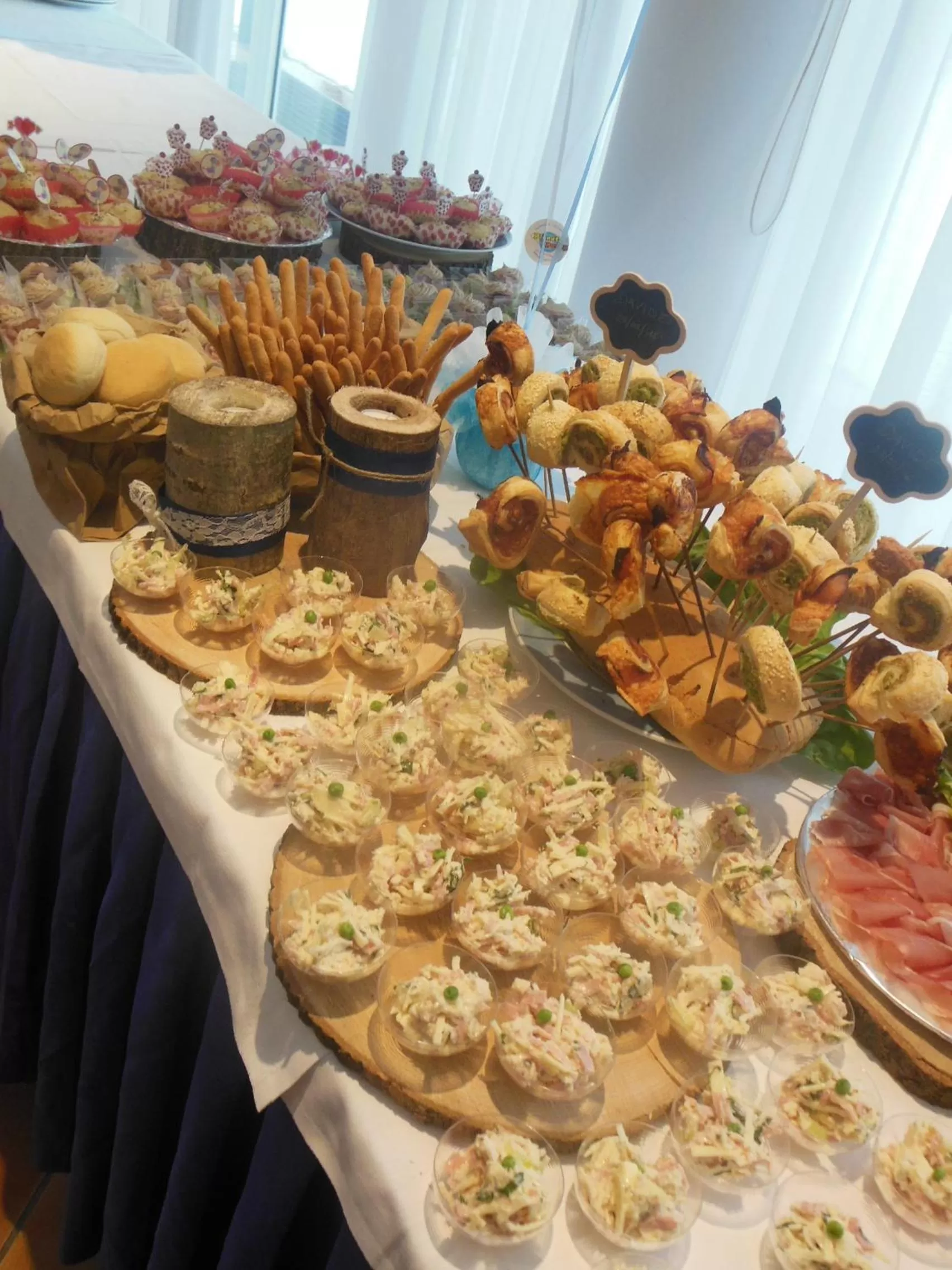 Business facilities, Food in Roero Park Hotel