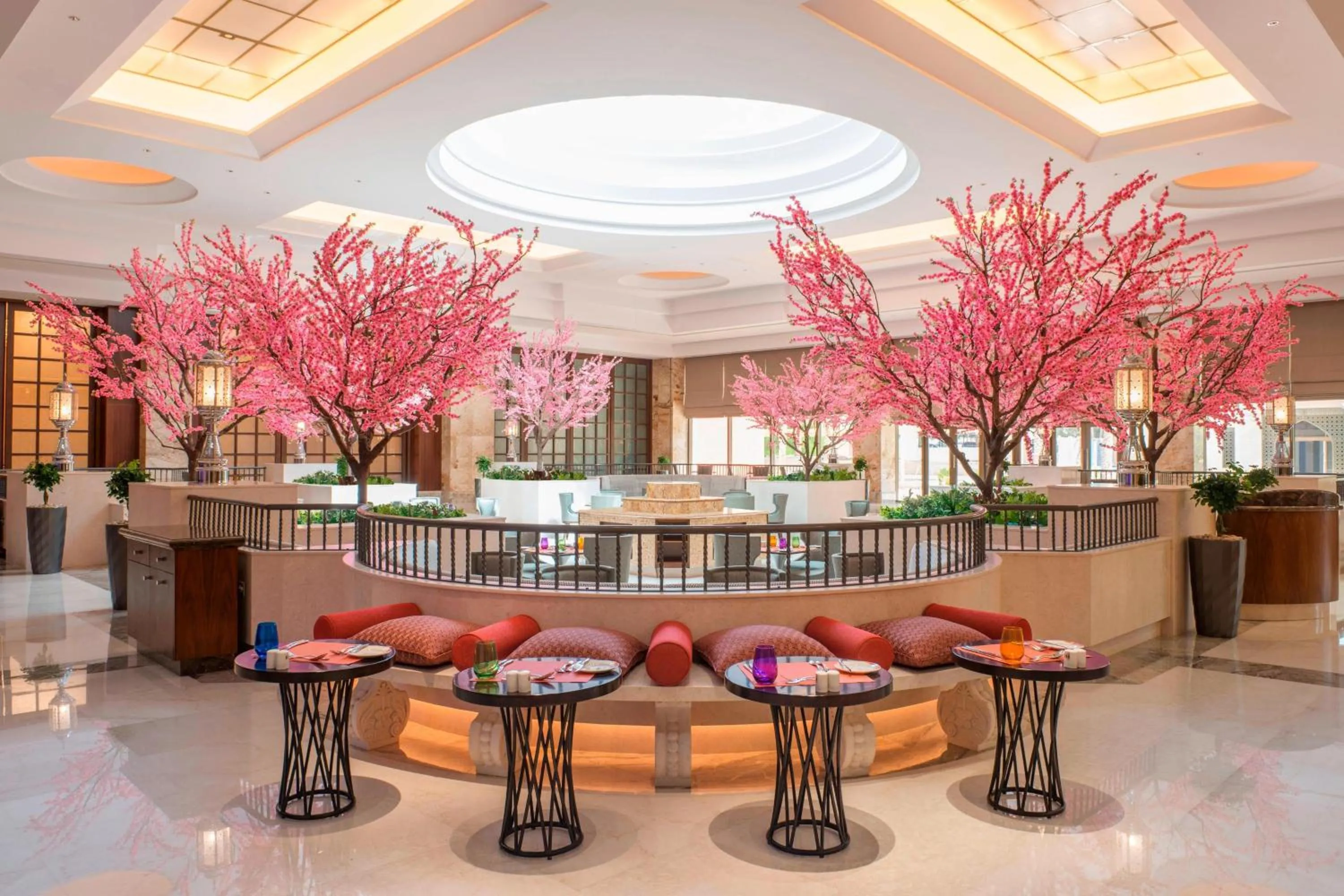 Restaurant/places to eat in Sheraton Oman Hotel