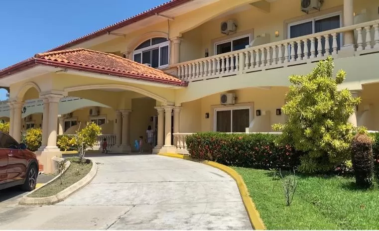 Property Building in La Ensenada Beach Resort