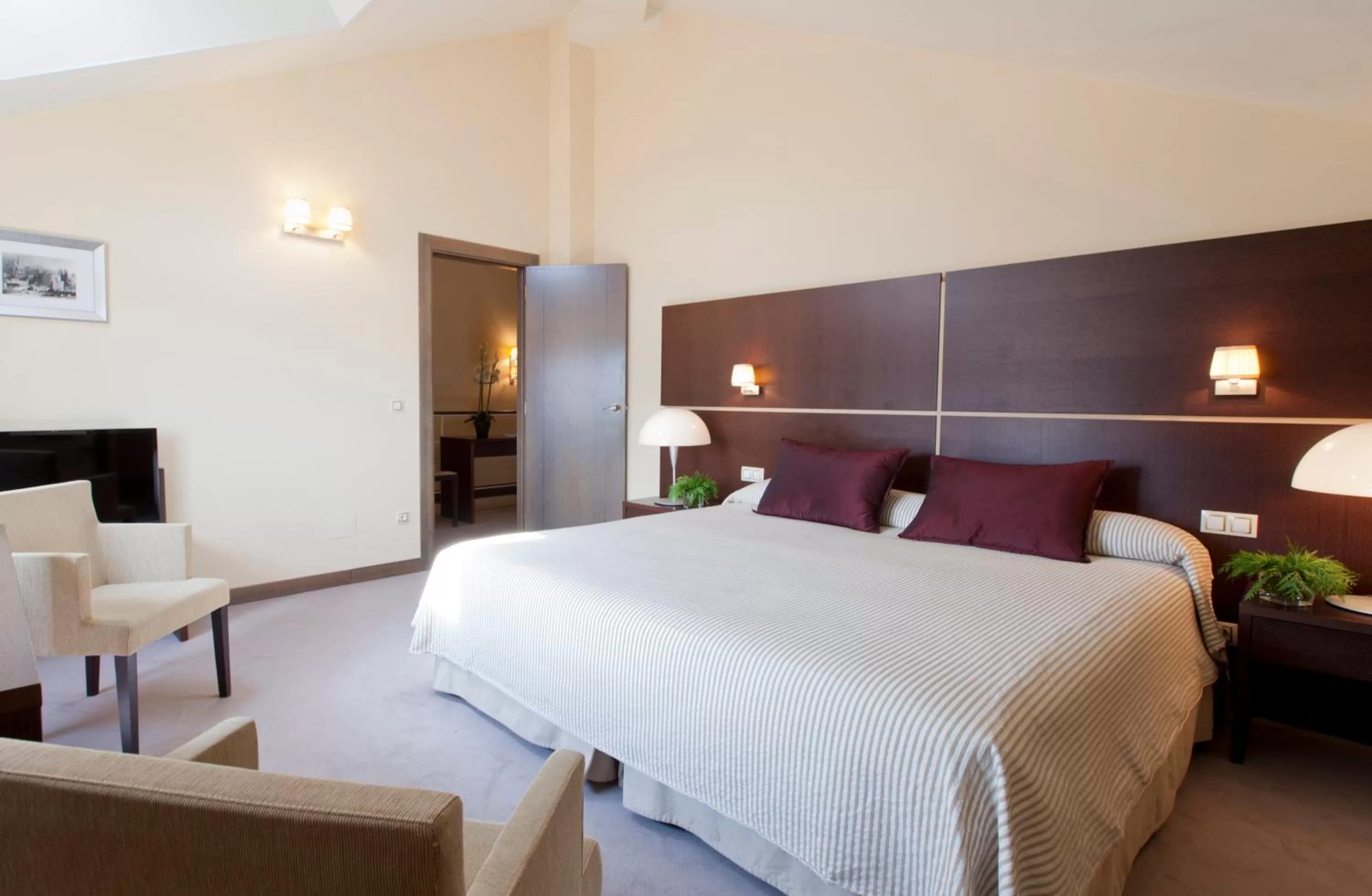 Bed in RICE Palacio de los Blasones