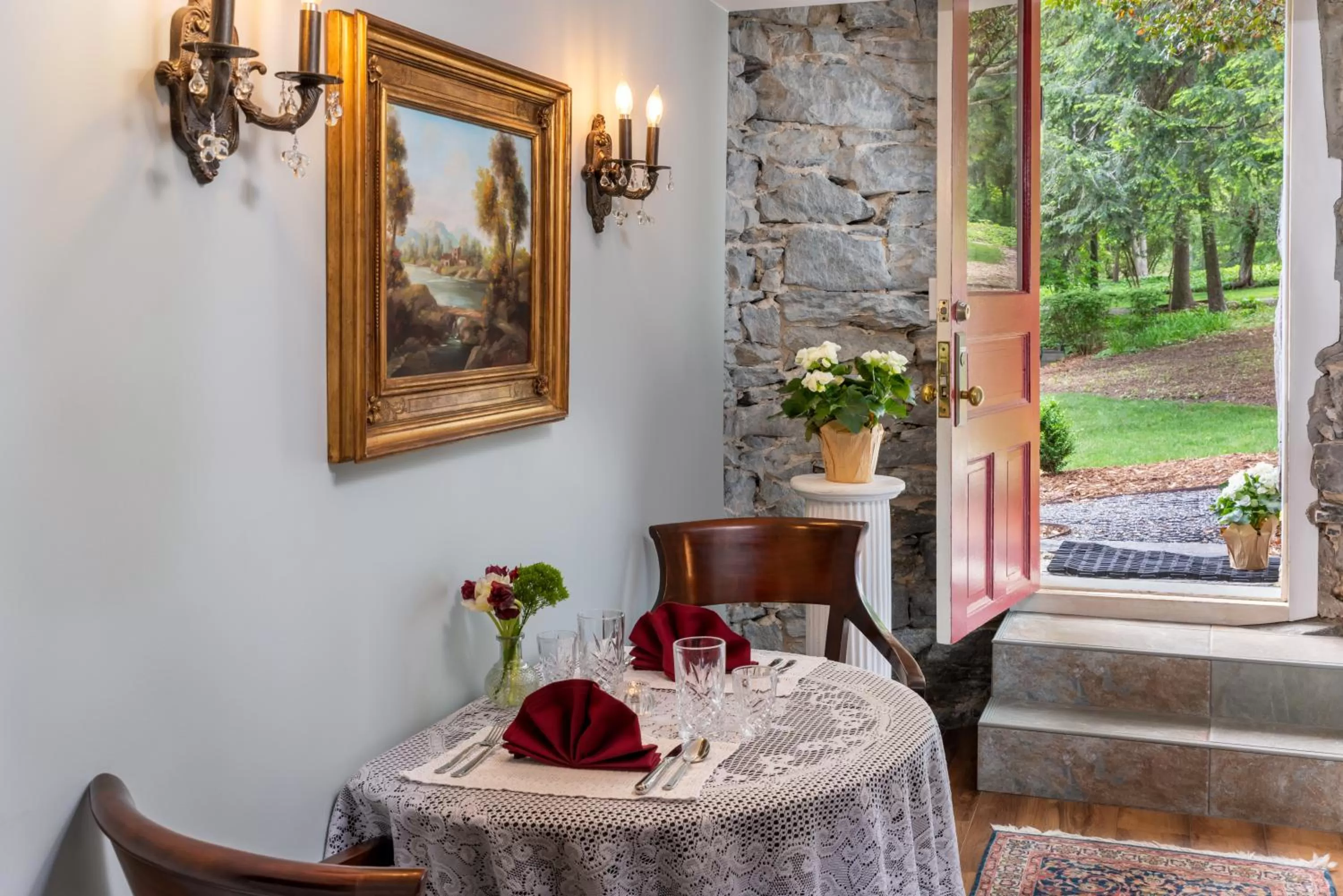 Dining area in The 1899 Wright Inn & Carriage House