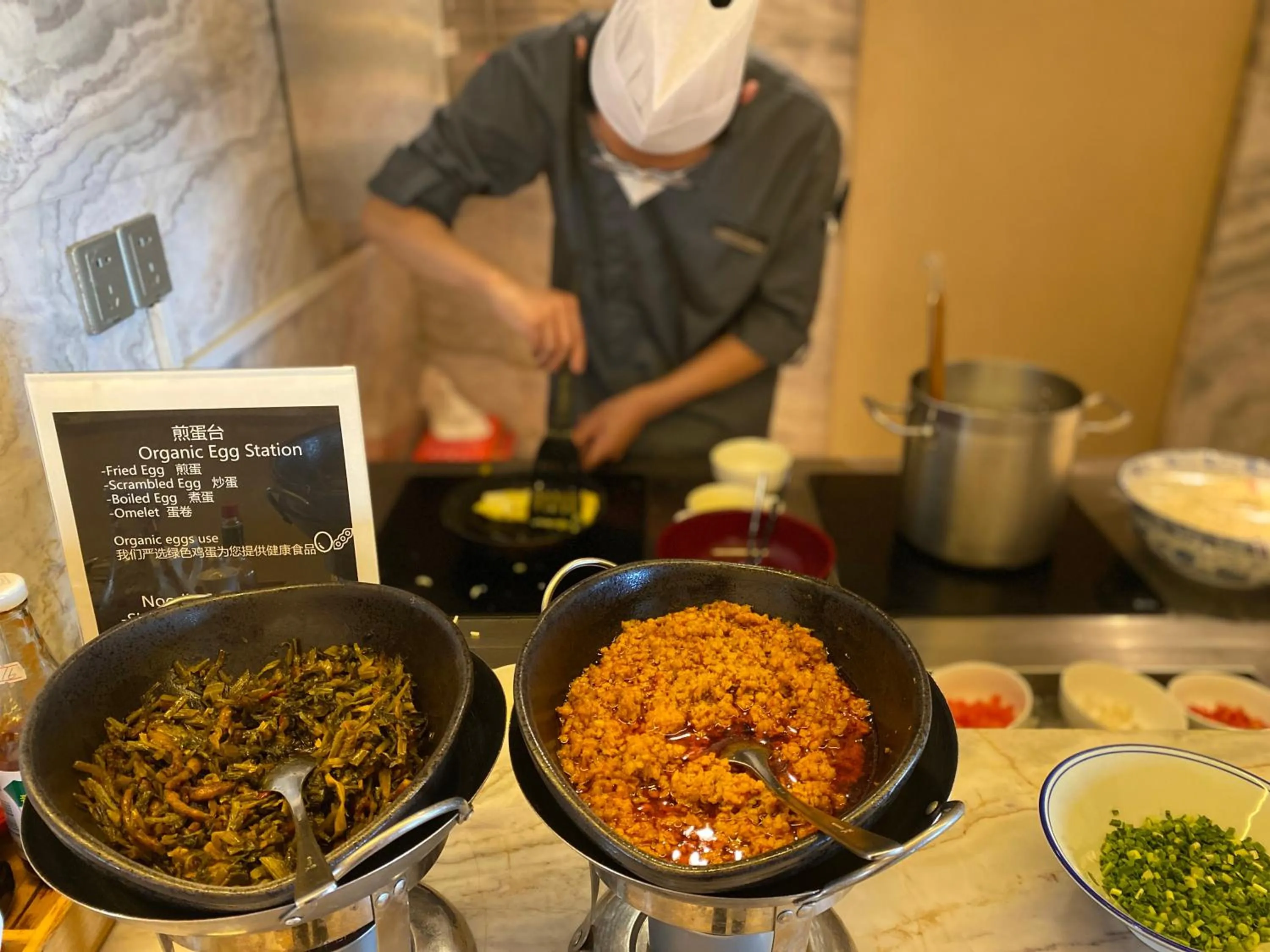 Food and drinks in Radisson Collection Hotel, Yangtze Shanghai