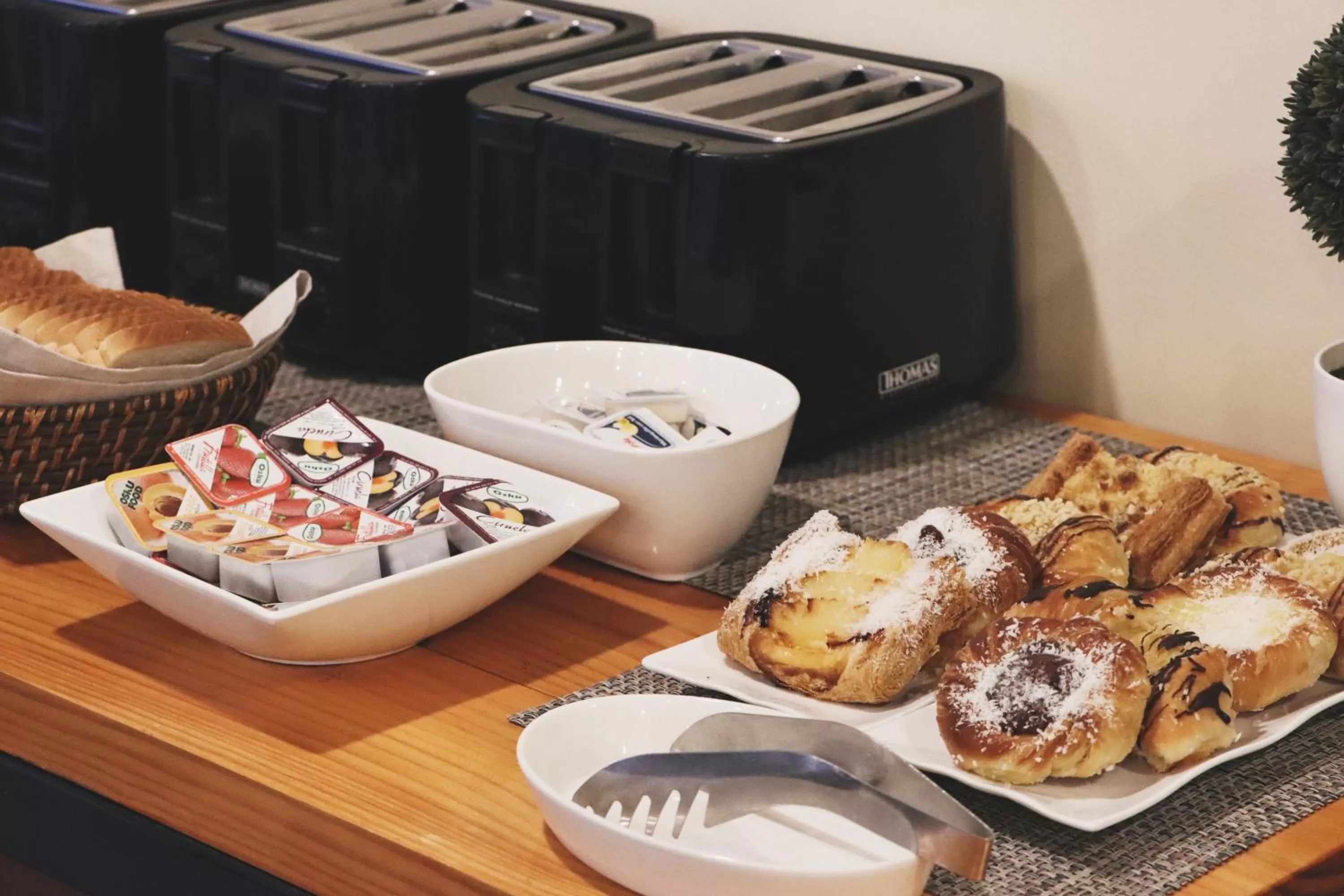 Restaurant/places to eat, Food in Hotel Casa Verde