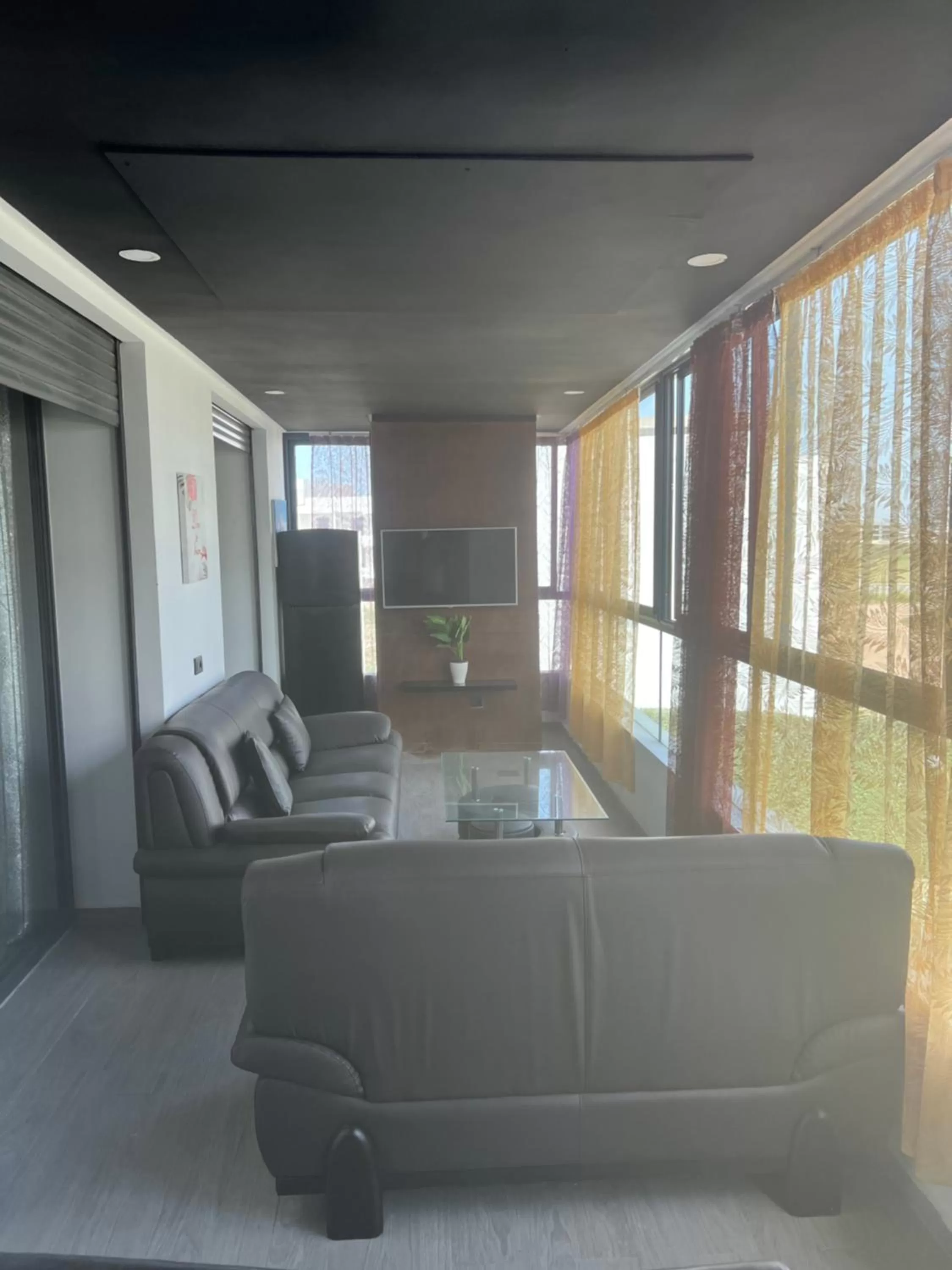 Seating area in Luxury apartment 2