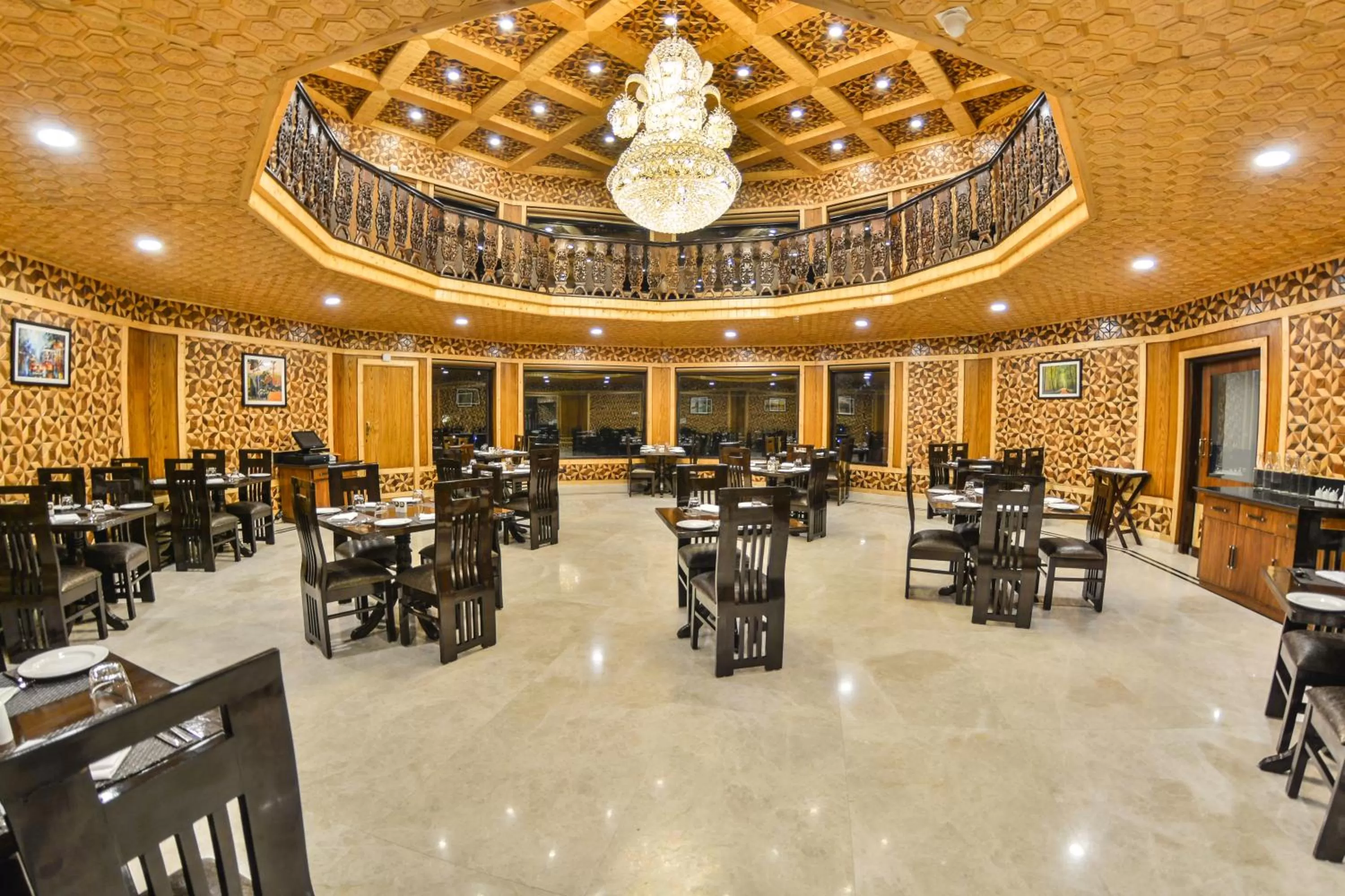 Restaurant/Places to Eat in Royal Hillton Pahalgam