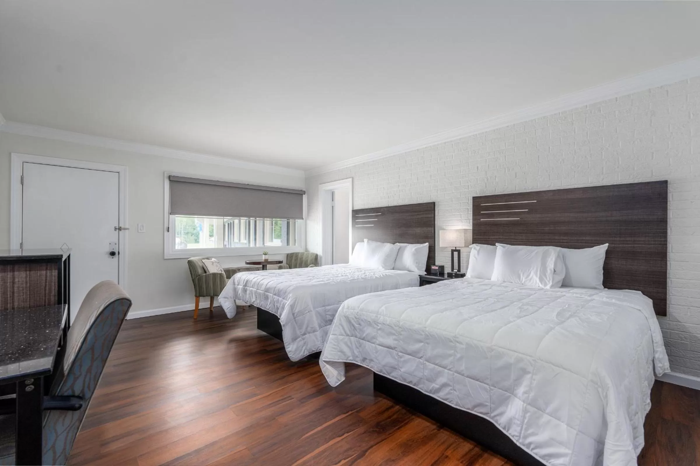 Photo of the whole room in Crewe Boutique Inn