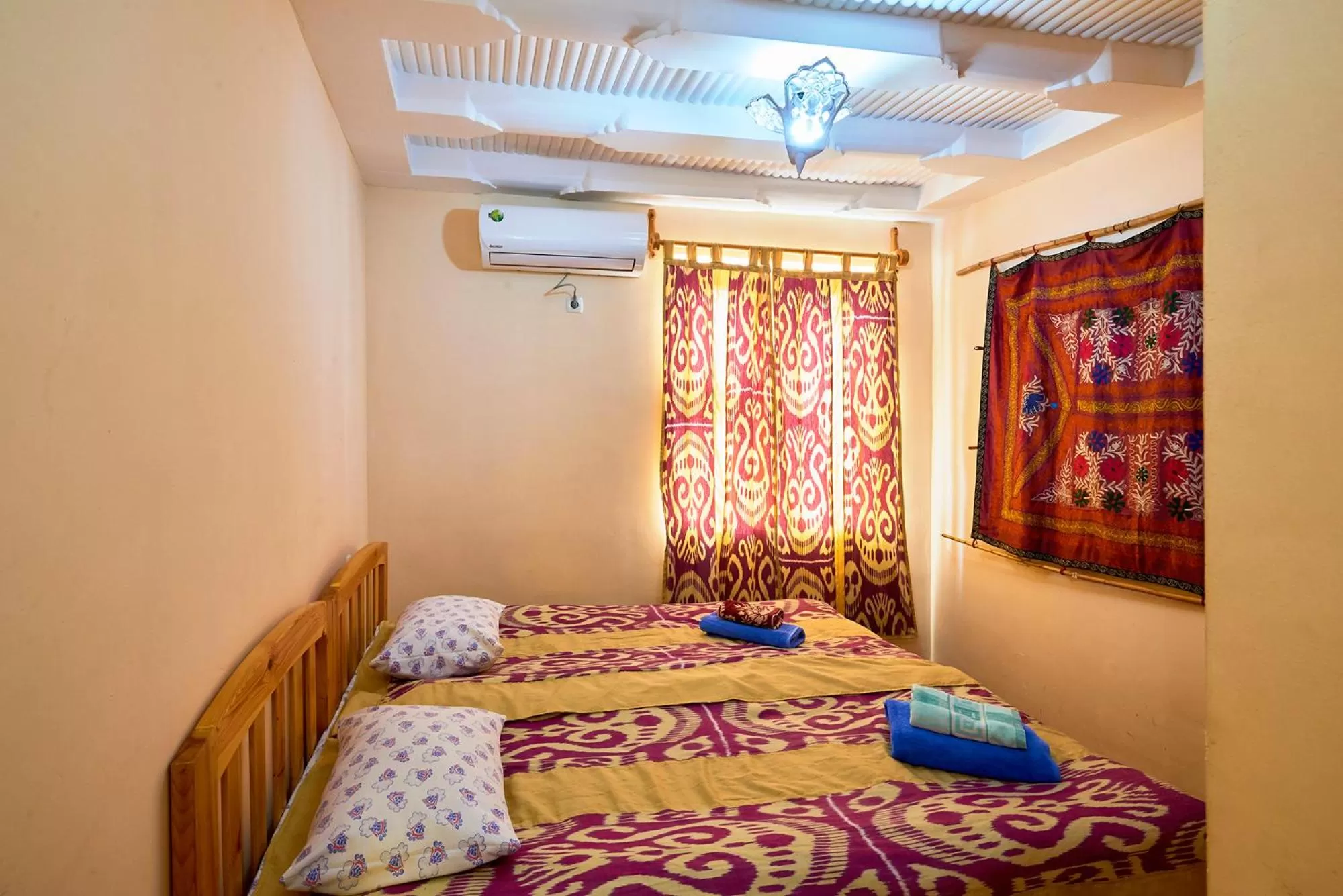 Photo of the whole room, Bed in B&B Emir