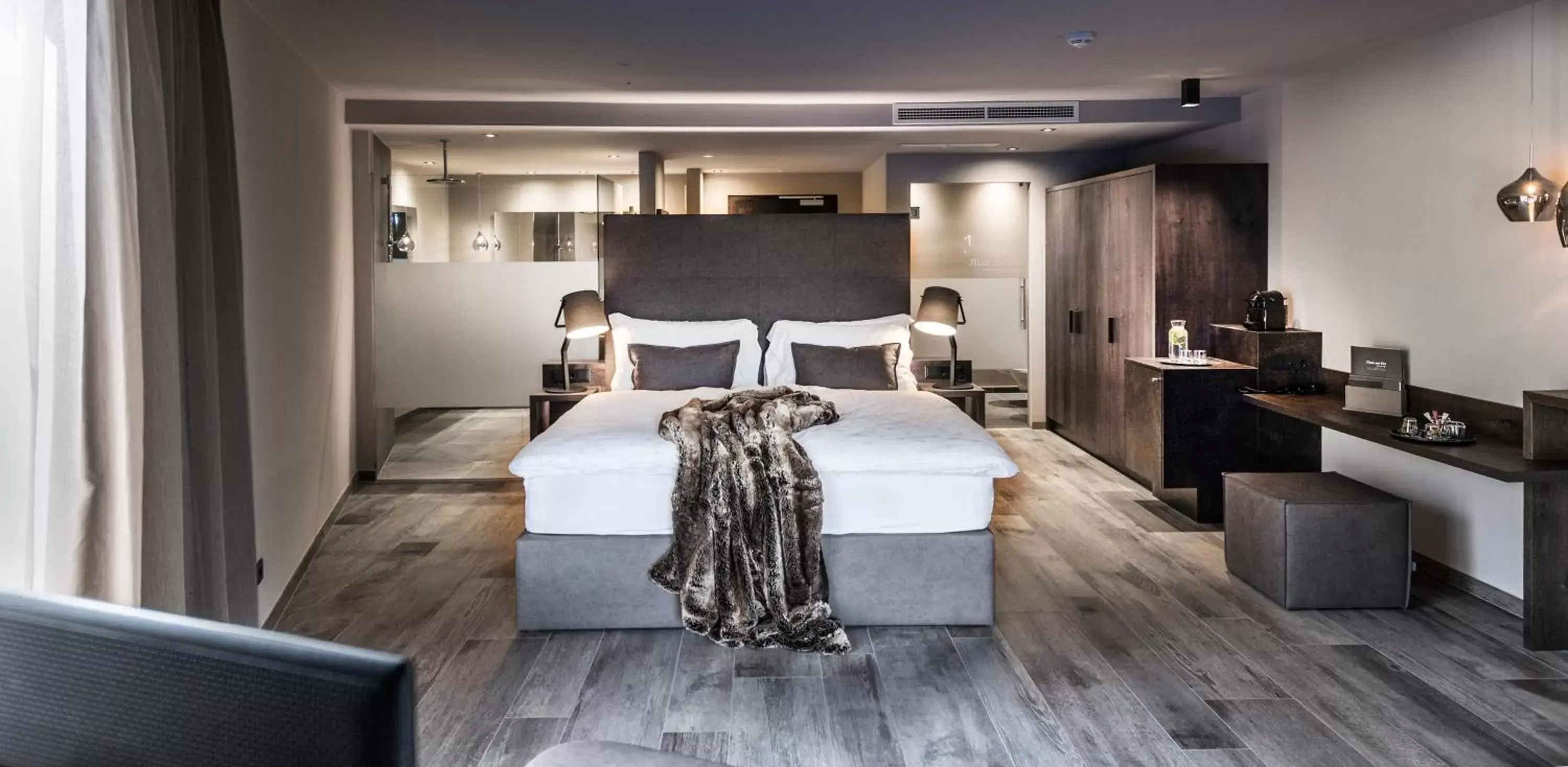 Deluxe Double Room with garden view in Mair Am Ort Living Hotel B&B Deluxe Double Room with garden view in Mair Am Ort Living Hotel B&B