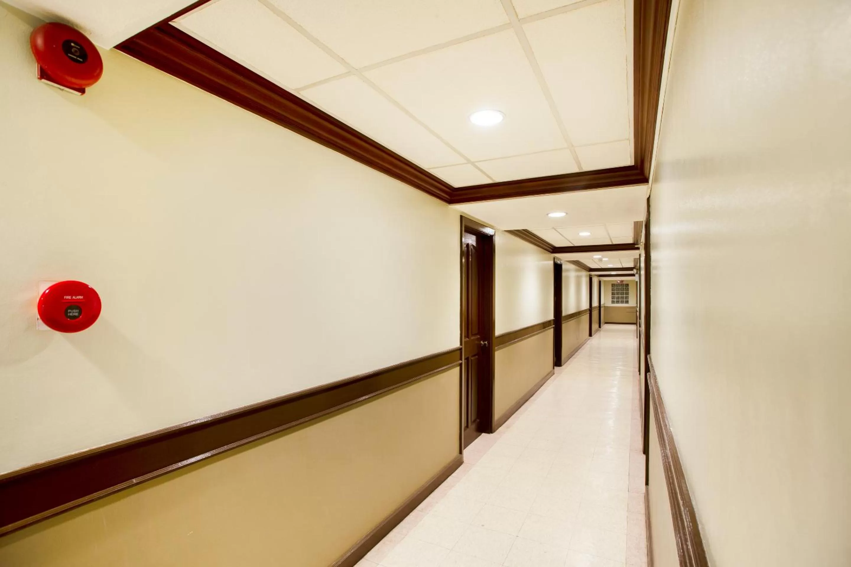 Floor plan in OYO 414 Humberto's Hotel