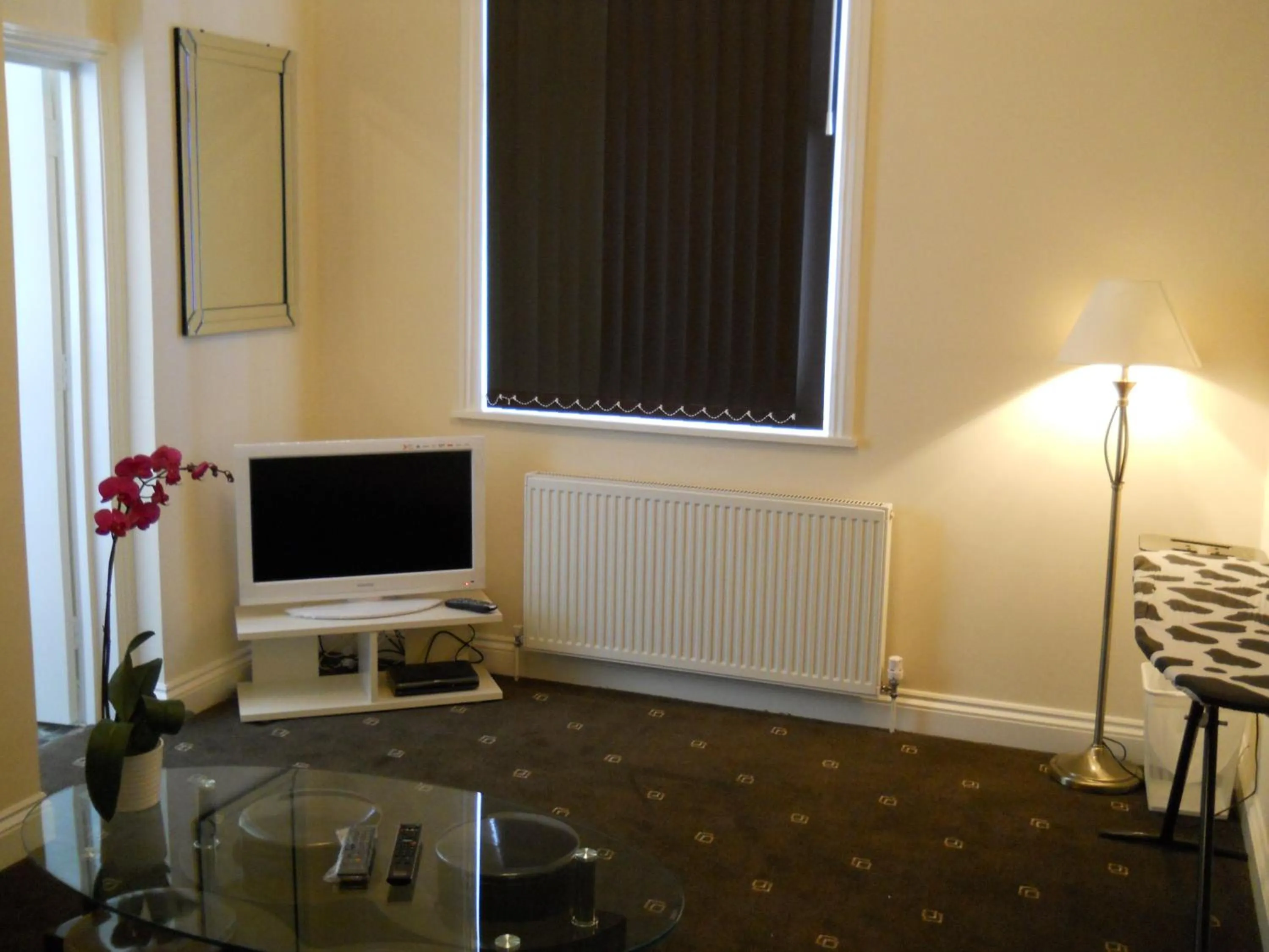 Photo of the whole room in Citystay Hotel