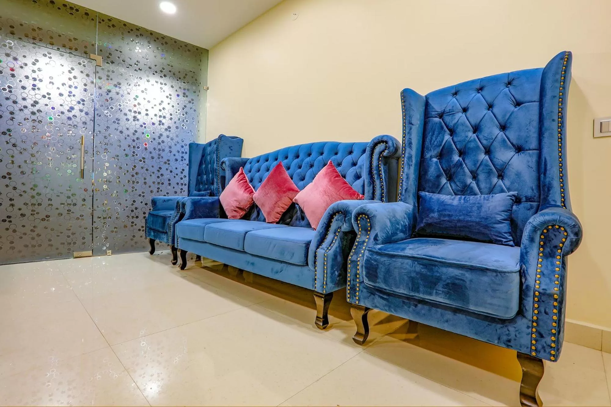 Seating area in FabHotel Day2Day