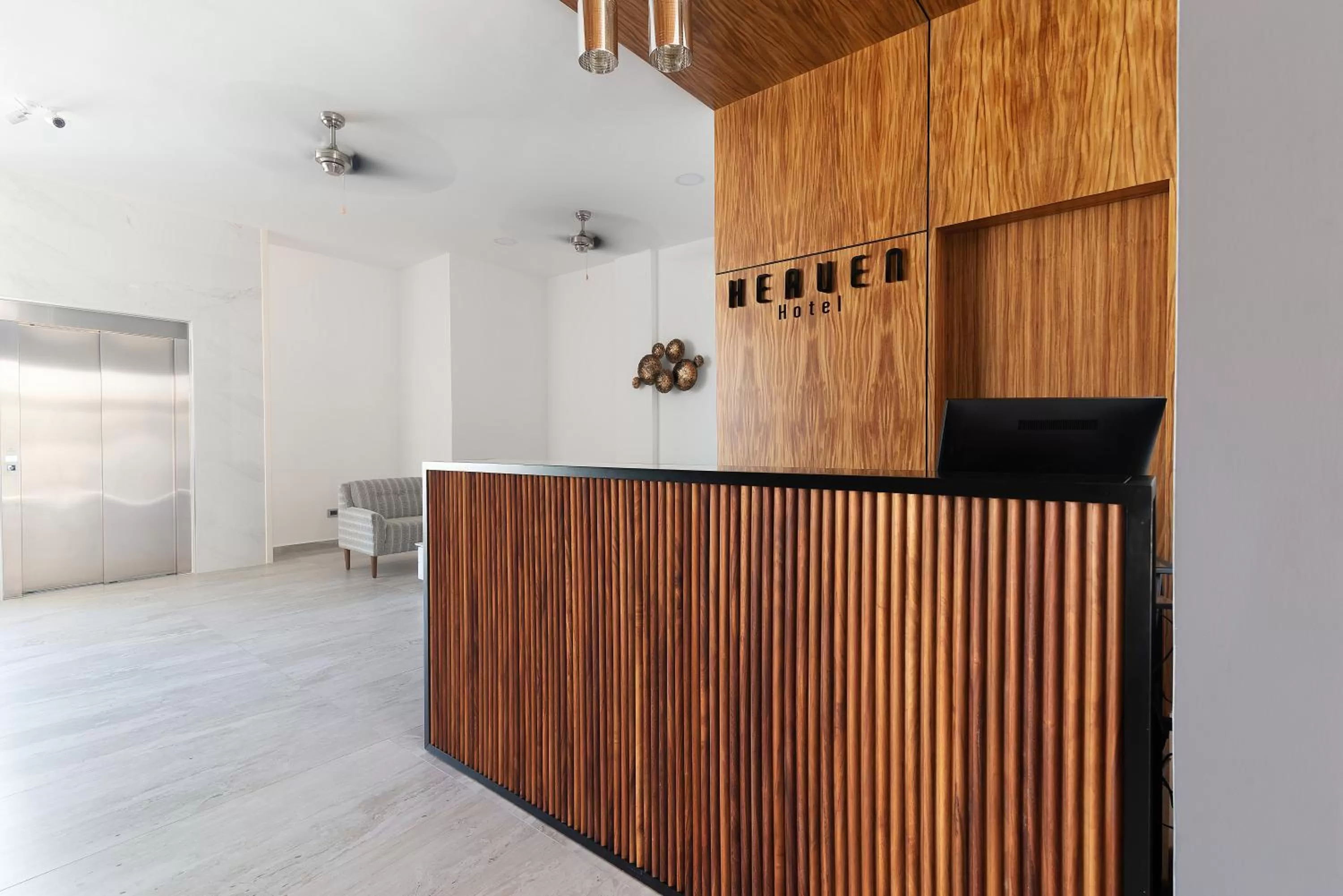 Lobby or reception in Heaven Hotel