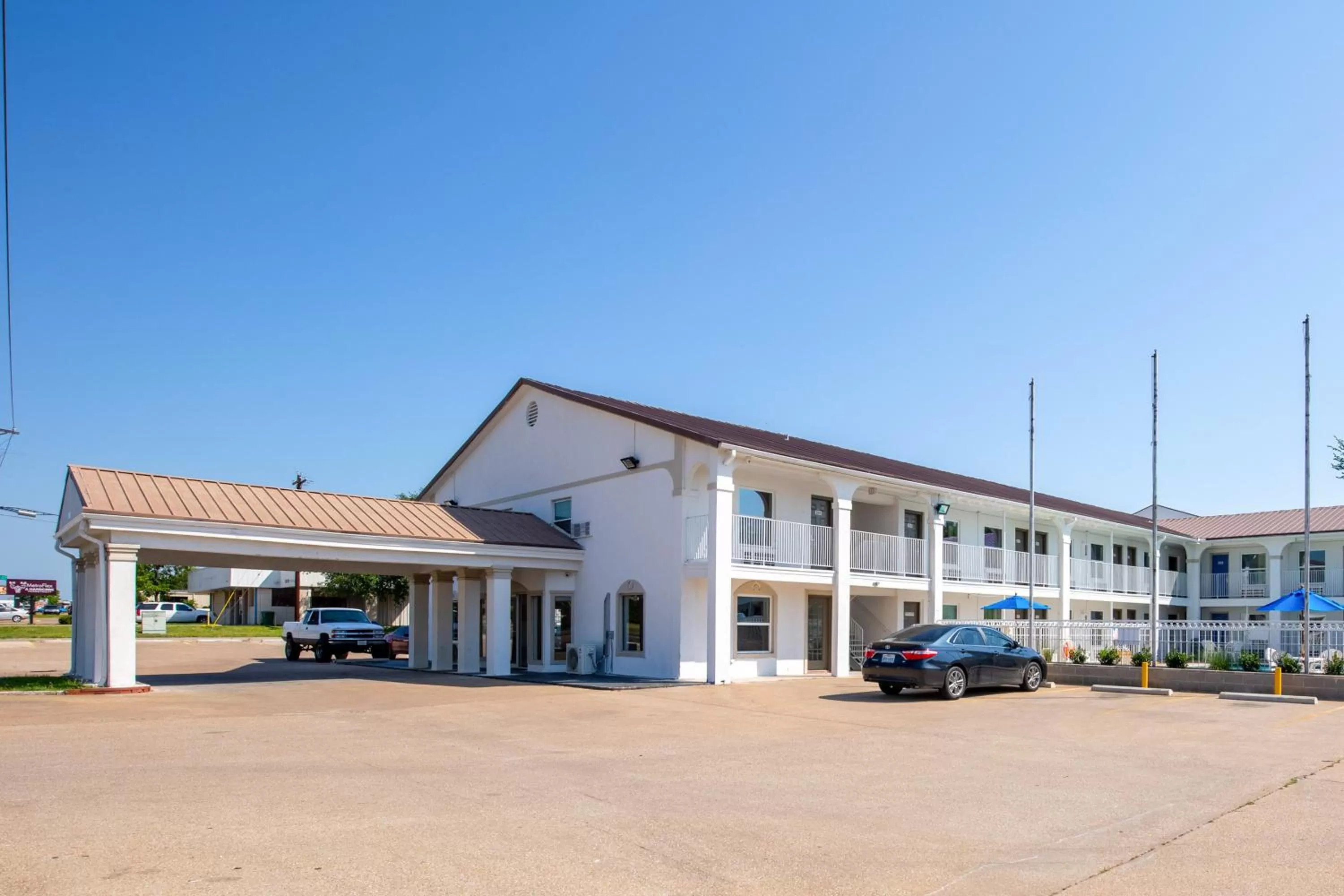 Facade/entrance in Motel 6-Bryan, TX - University Area