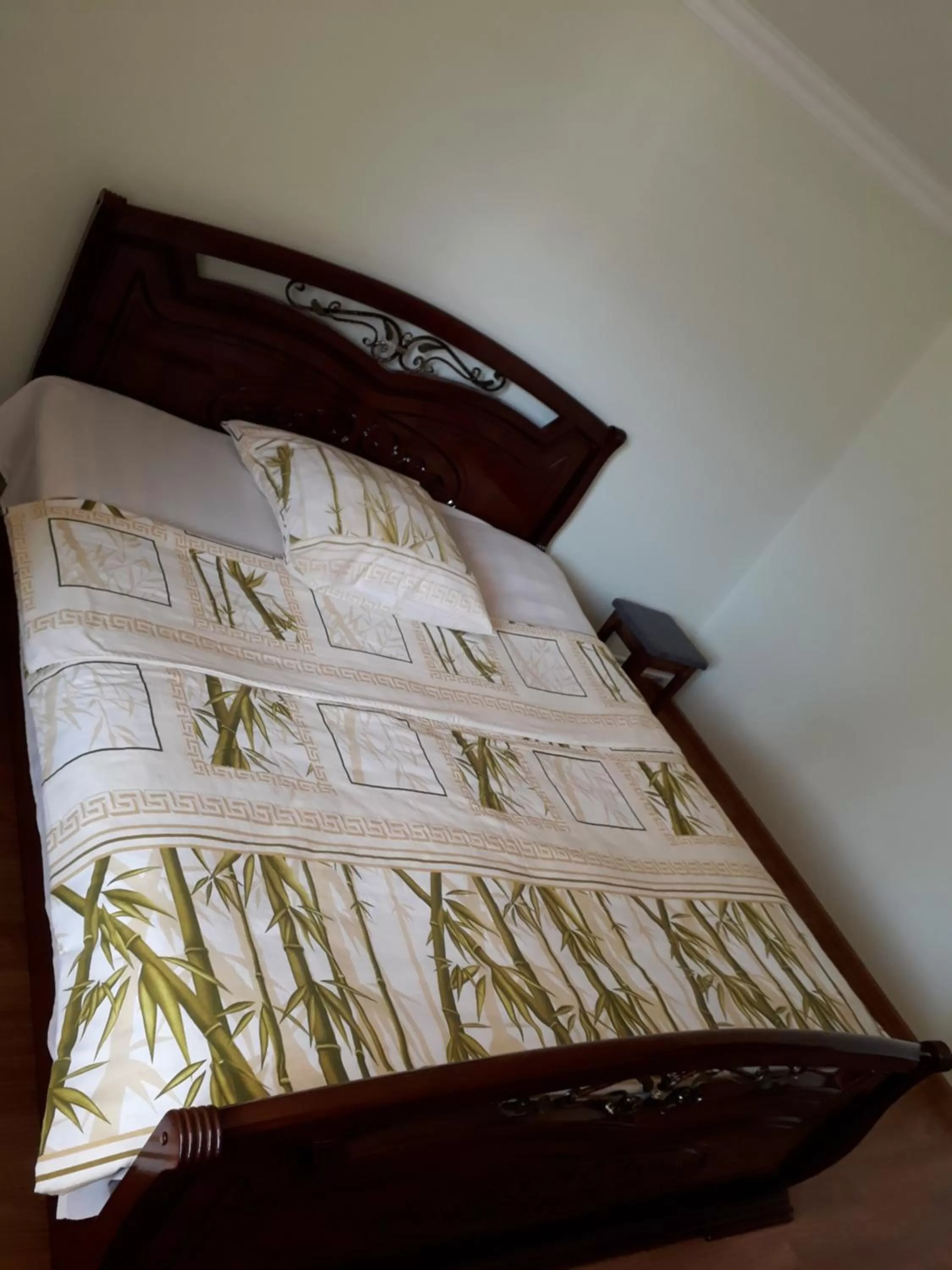 Bed in Green Dilijan B&B