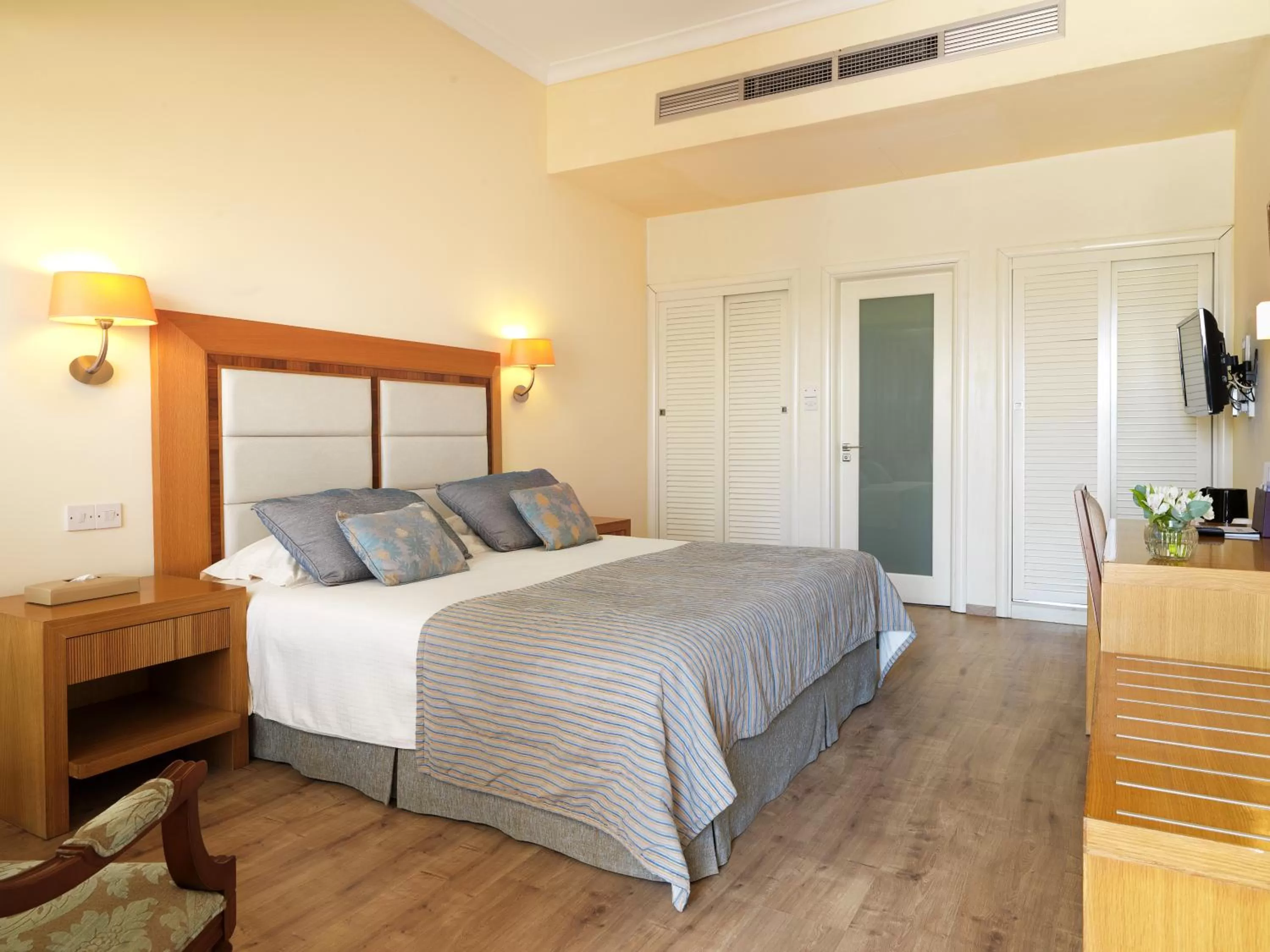 Bedroom, Bed in Alexander The Great Beach Hotel