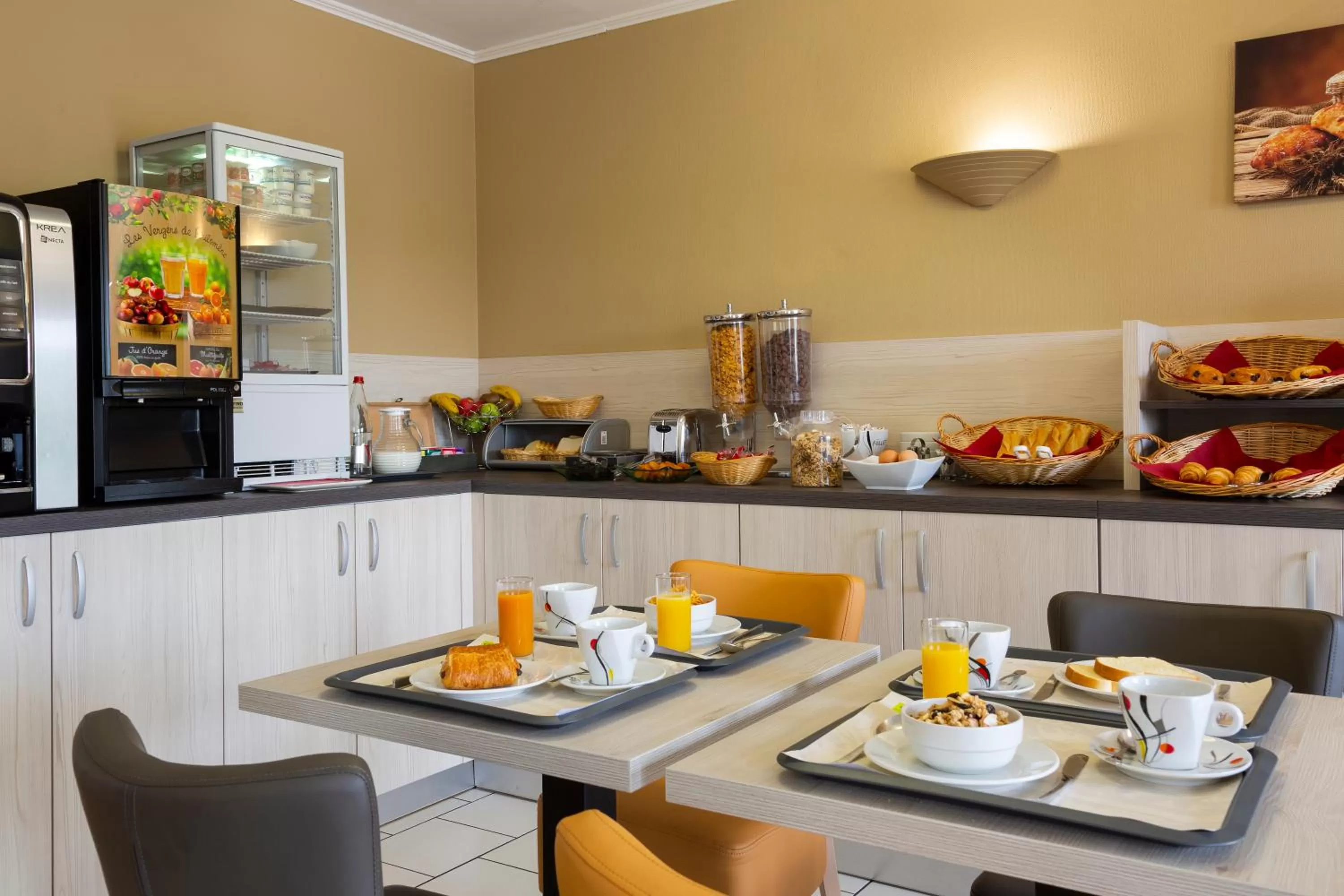 Food and drinks in Logis Hotel Altina