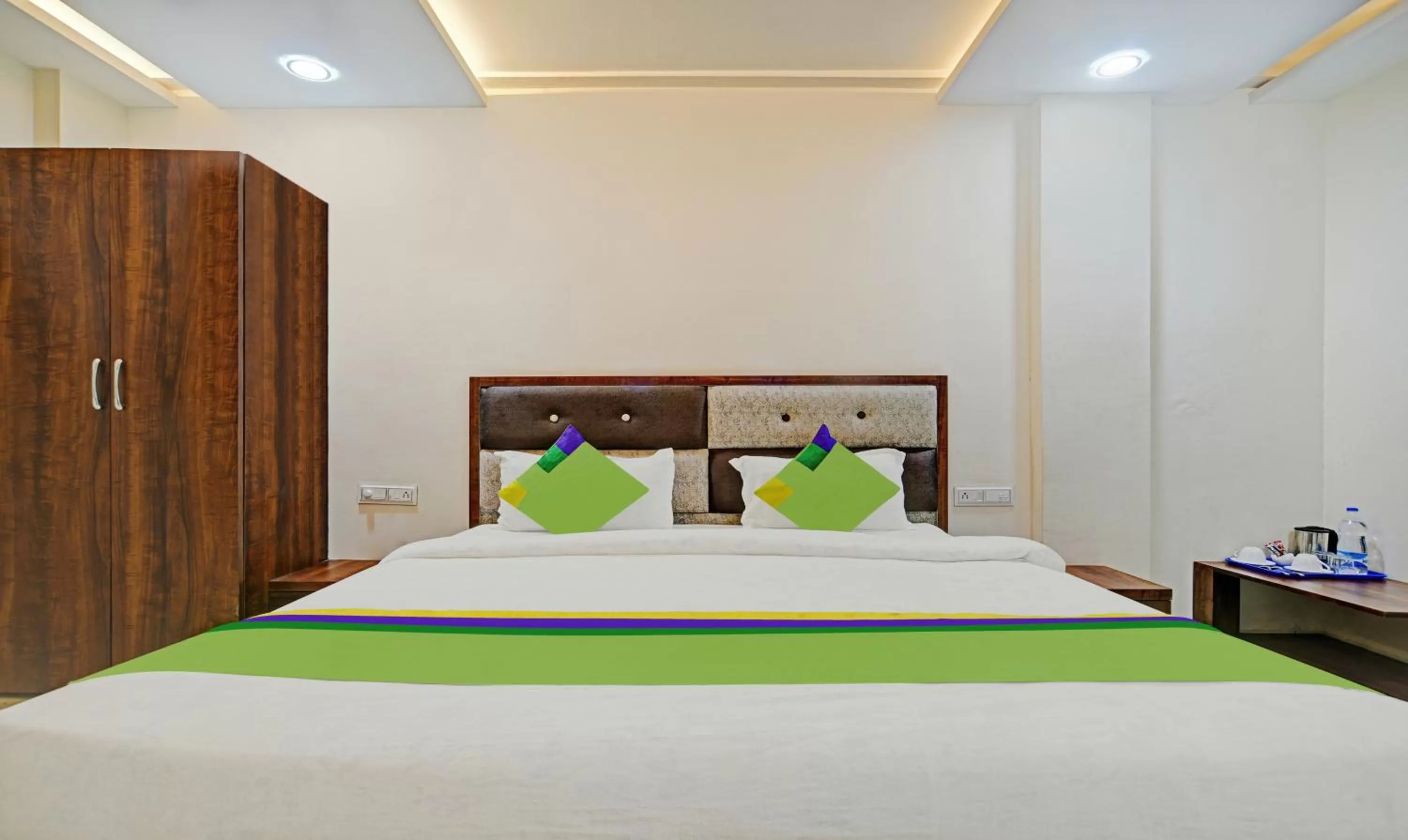 Bedroom in Treebo Jayshree Palace C21 Business Park