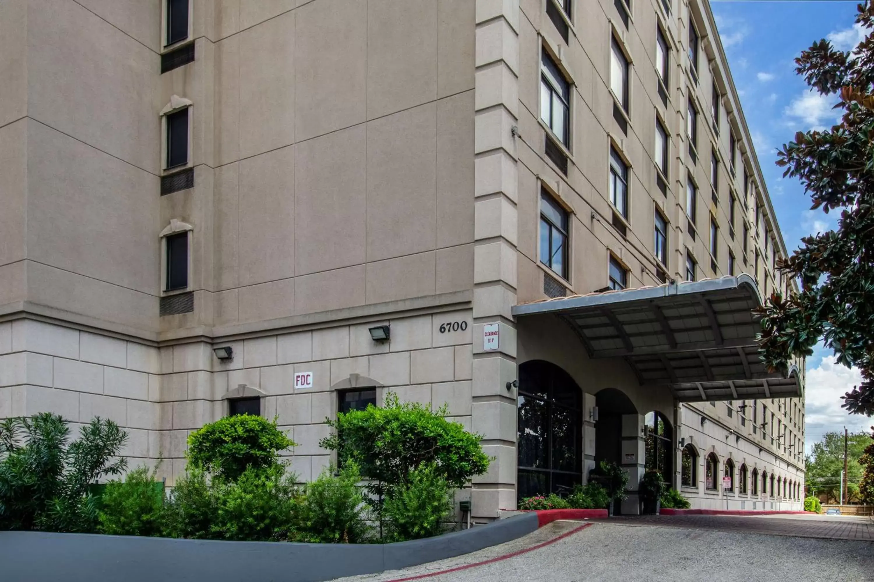 SureStay Plus Hotel by Best Western Houston Medical Center SureStay Plus Hotel by Best Western Houston Medical Center