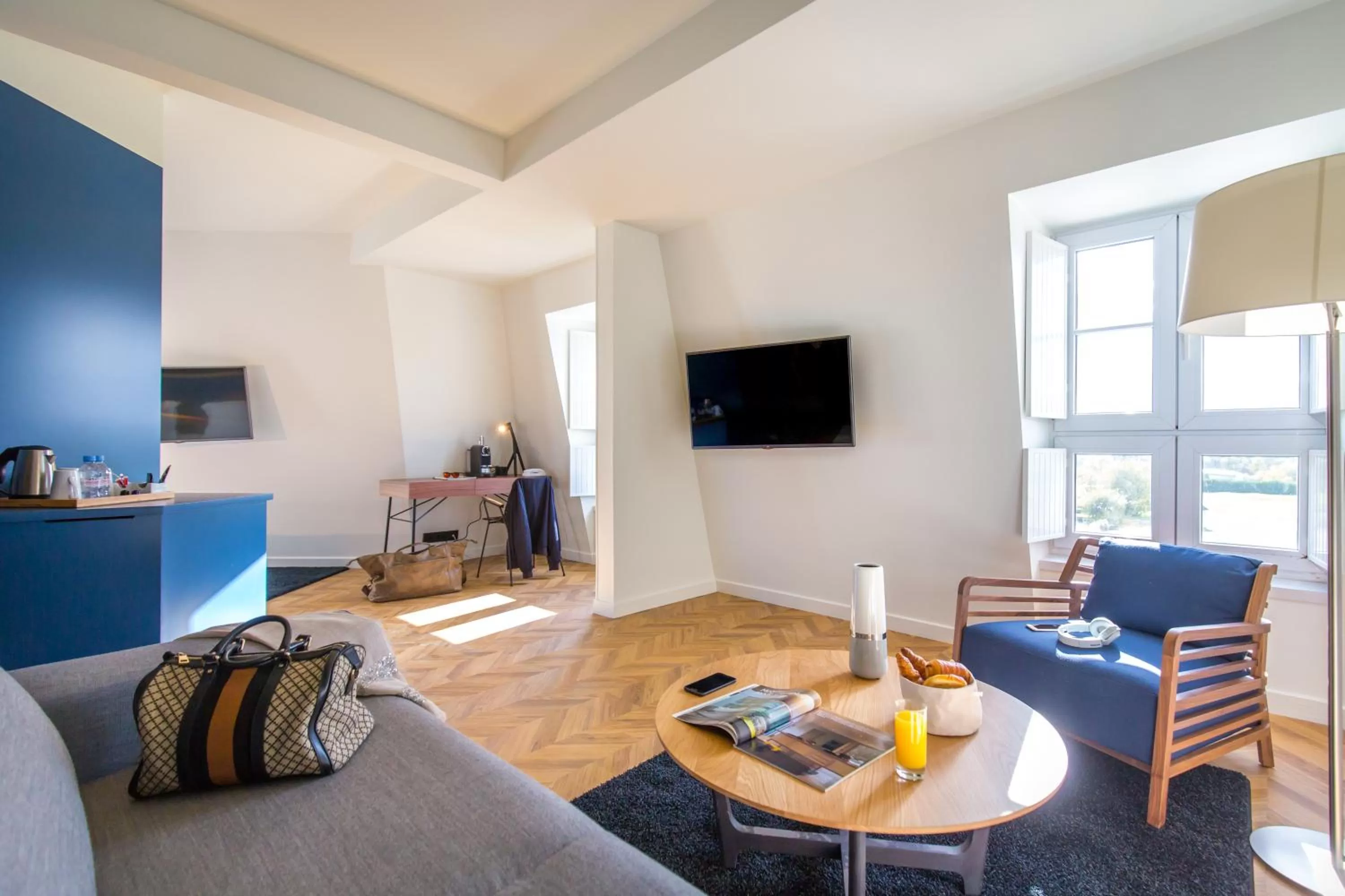 Bedroom in Mercure Chantilly Resort & Conventions