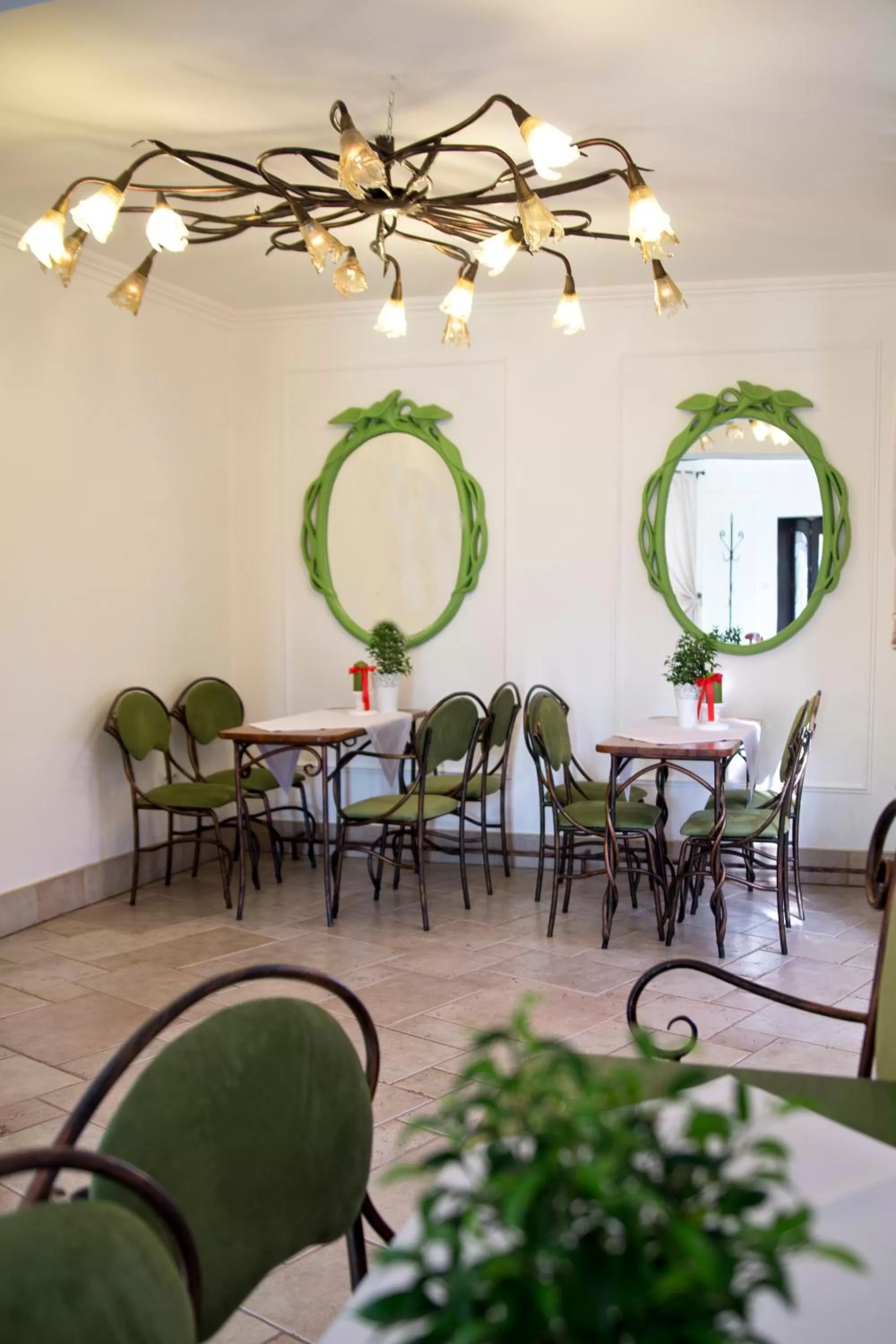 Restaurant/places to eat in Oberża Złota Gęś