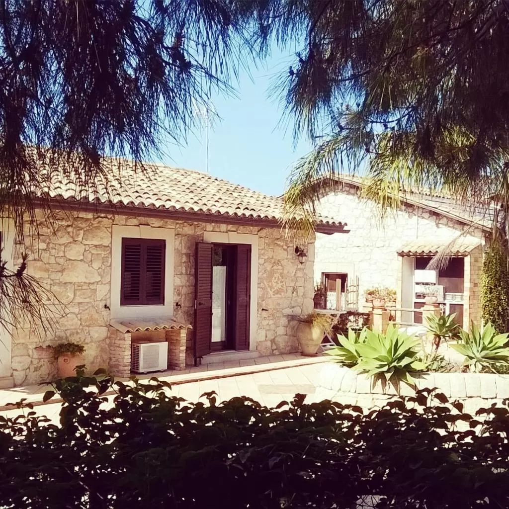 Property building in B&B Villa Giusy